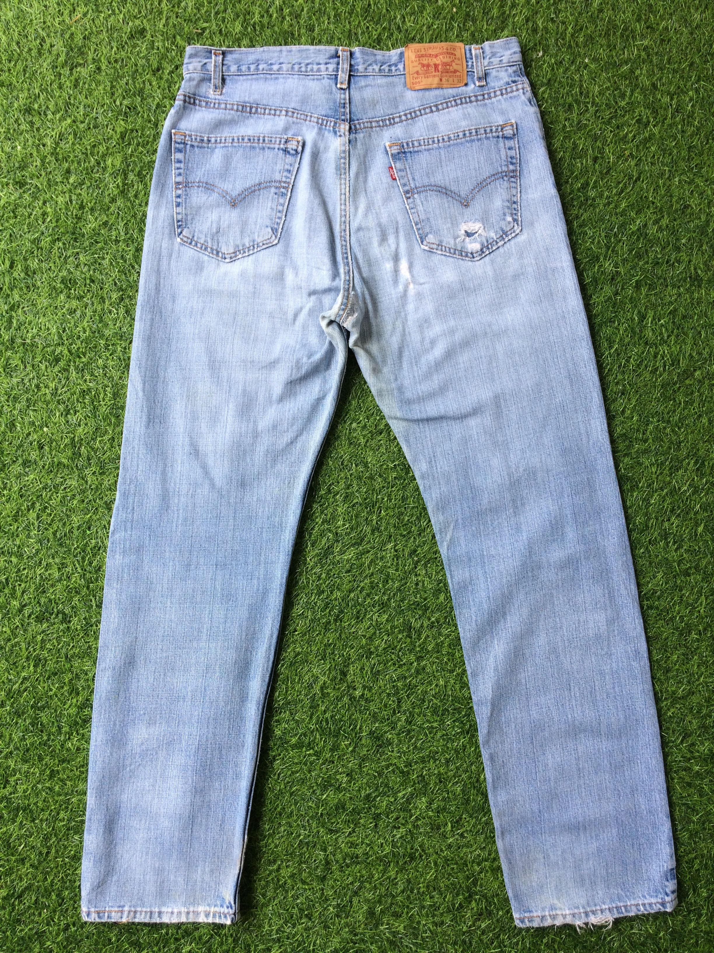 Levi's Vintage Distressed Levis 505 Ripped Jeans #B-348 Size US 35 - 2 Thumbnail