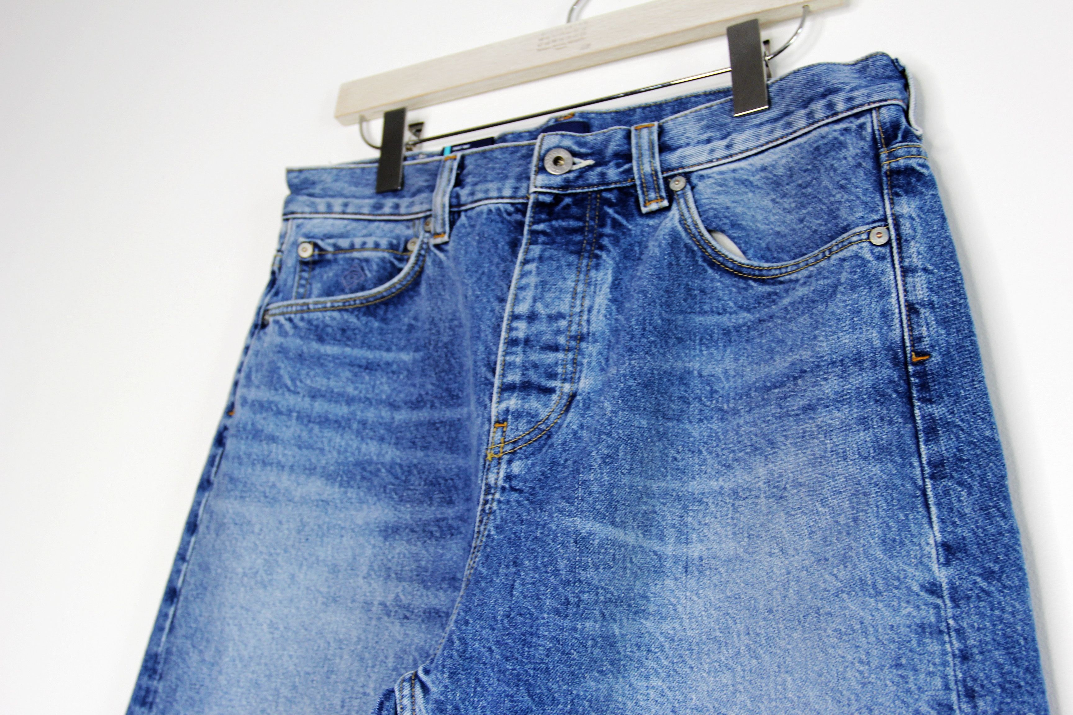 Gant BNWT AW22 GANT D2 LOOSE STRAIGHT JEANS 34 x 32 Size US 34 / EU 50 - 4 Thumbnail