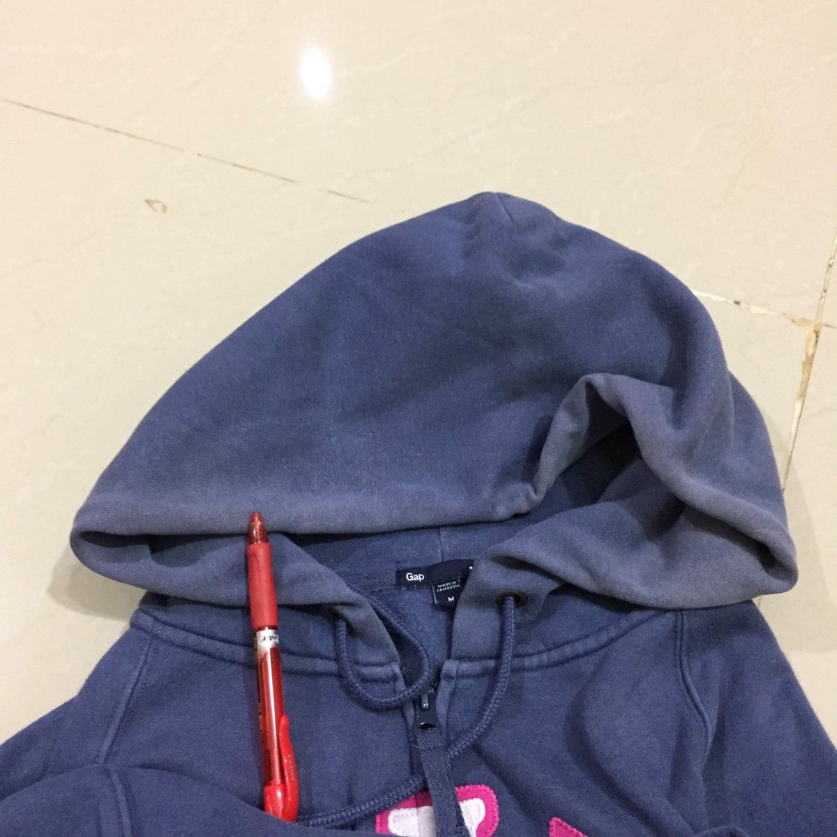 Gap × Vintage GAP Hoodie spellout Big Logo size M fits S Size US S / EU 44-46 / 1 - 9 Thumbnail