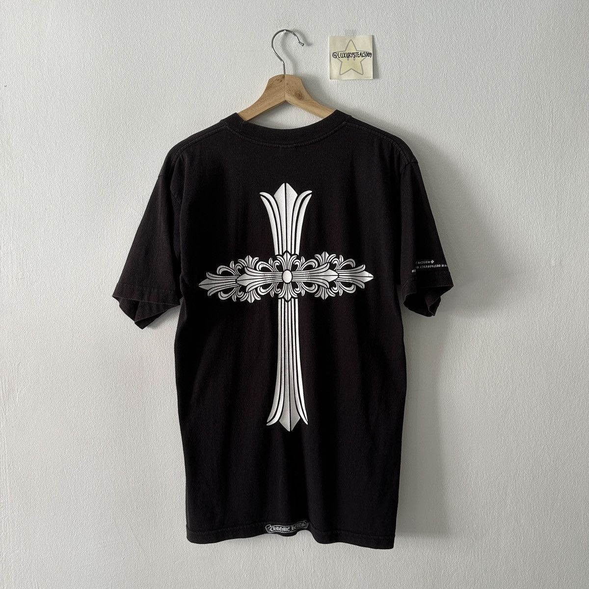 Chrome Hearts chrome hearts floral cross pocket tee | Grailed
