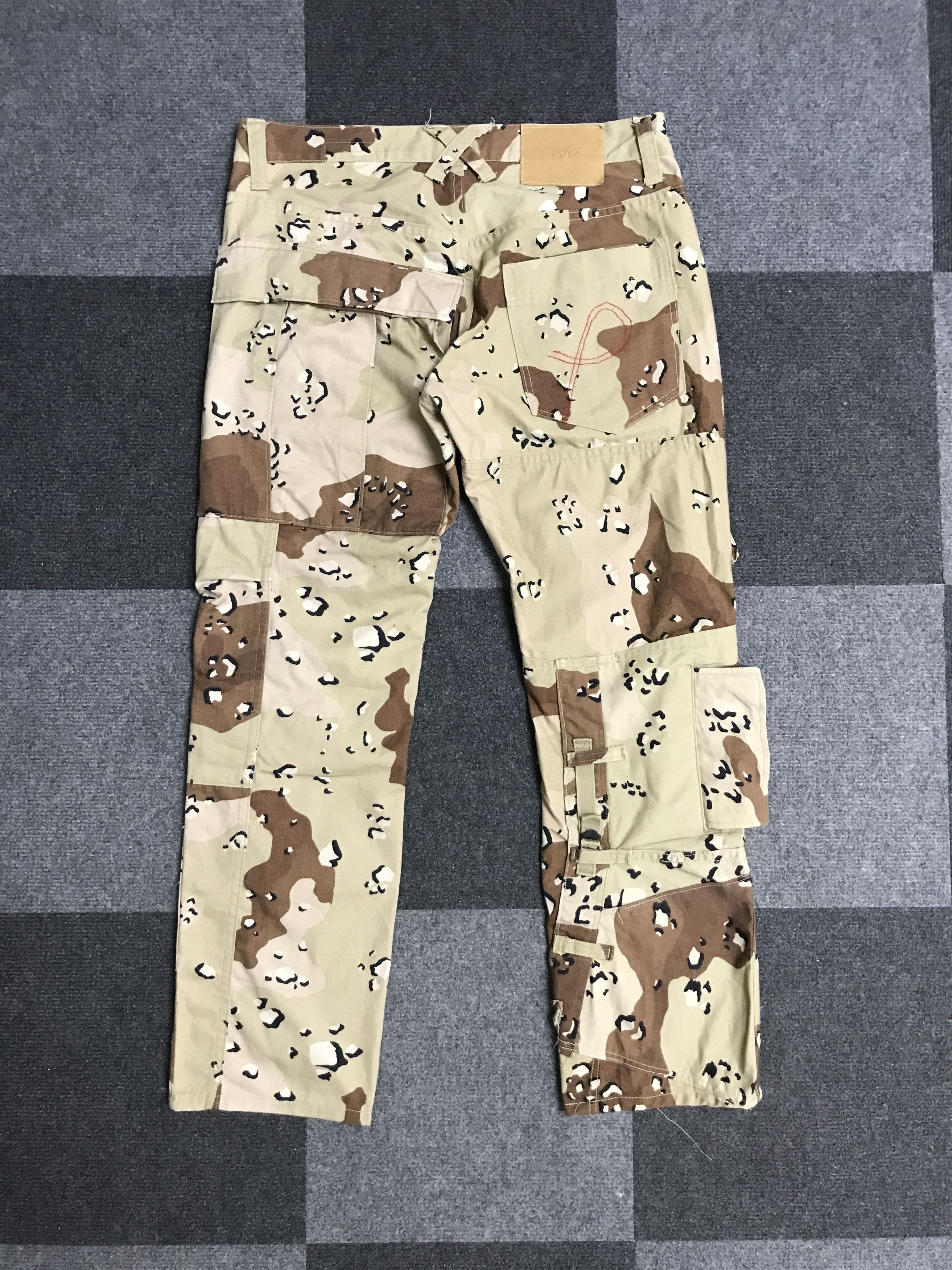 20471120 CP306 20471120 AW00 PAPER Reconstructed Multipocket Pant Size US 32 / EU 48 - 12 Thumbnail