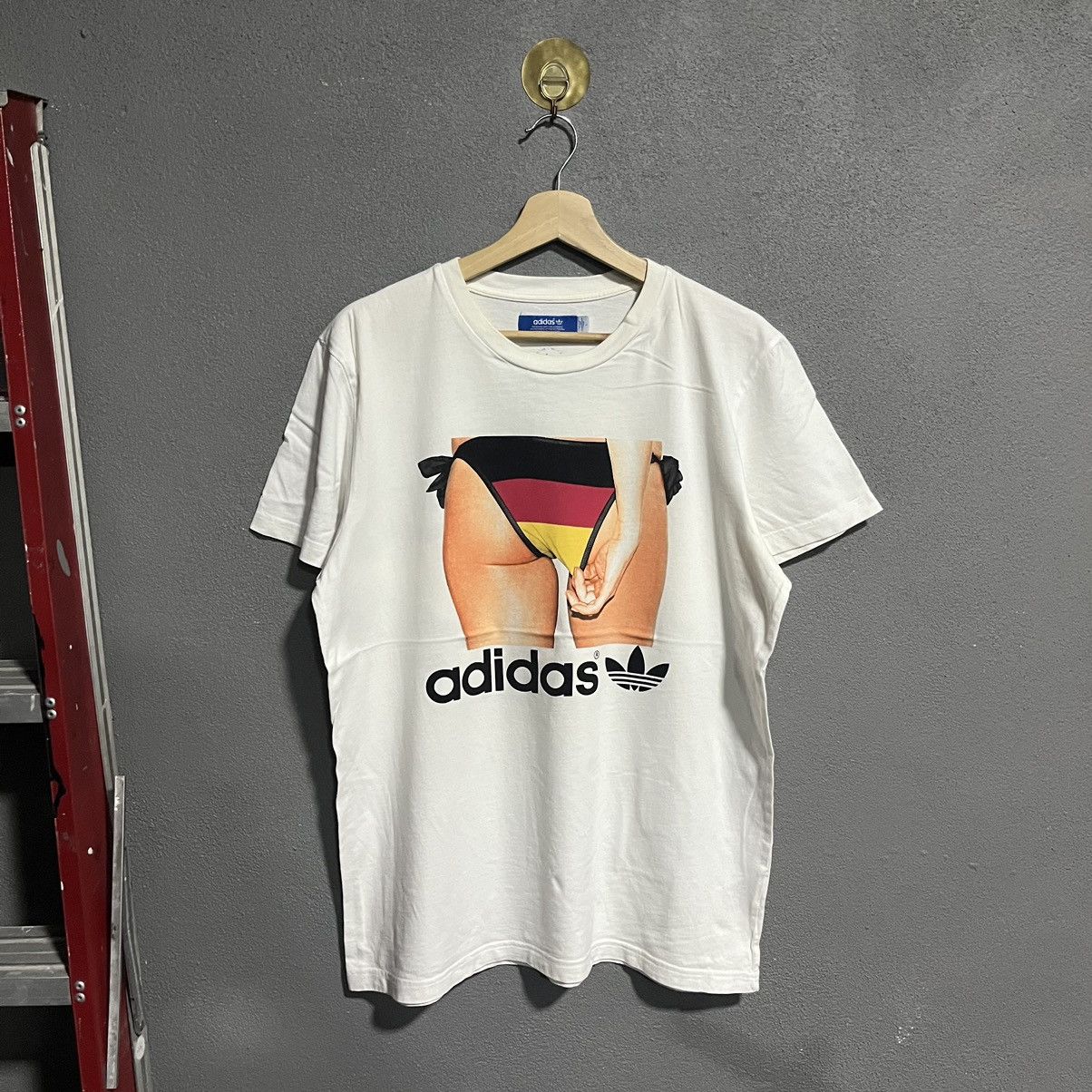 Adidas Adidas German Flag Panties White T-shirt Size US L / EU 52-54 / 3 - 1 Thumbnail