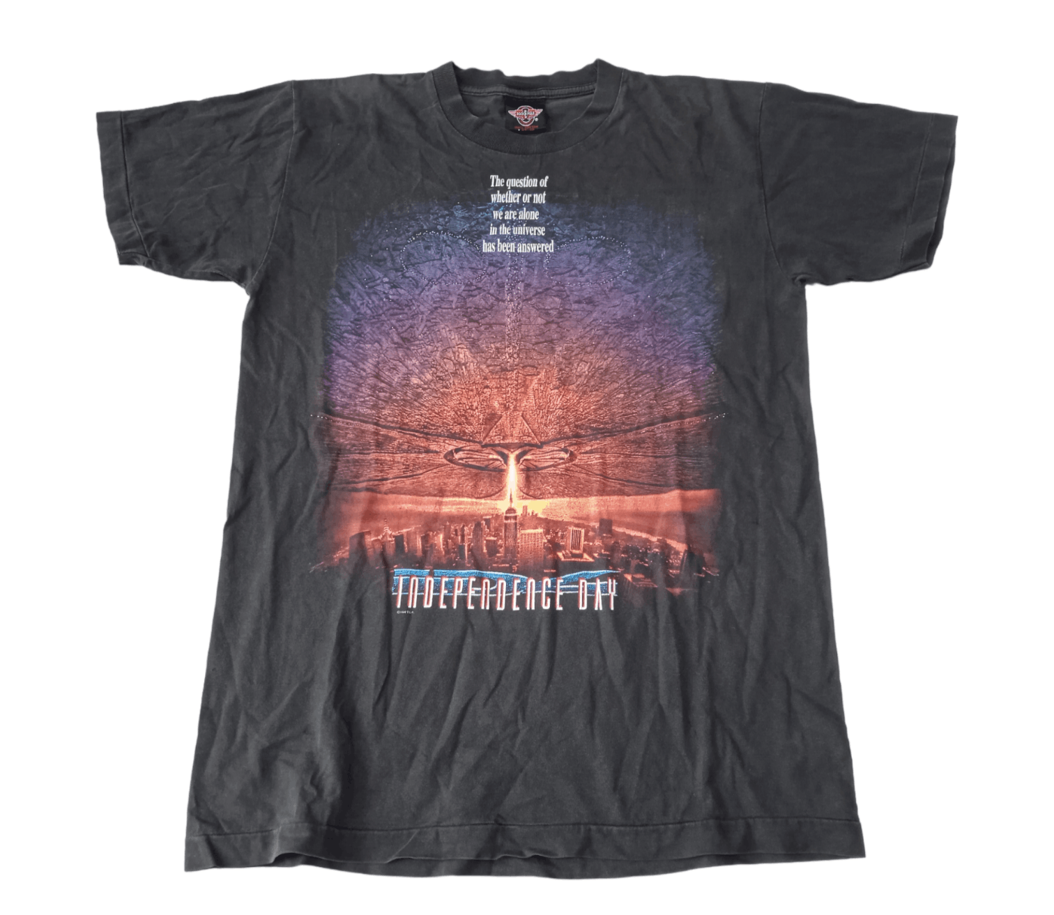 image of 1996 Independence Day Movie T-Shirt in Black, Men's (Size Medium)