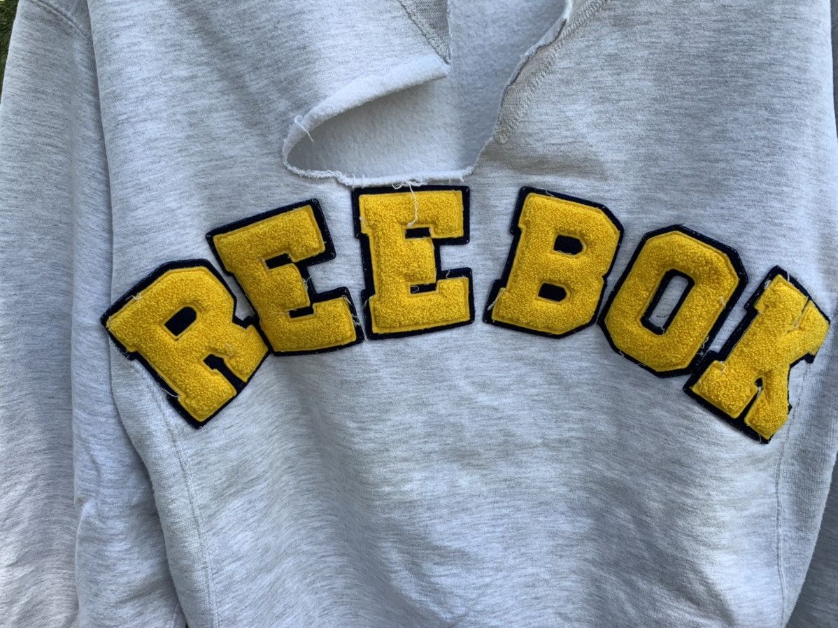 Reebok × Vintage Vintage Reebok Sweatshirt Distressed With Embroidery Logo Size US M / EU 48-50 / 2 - 8 Thumbnail