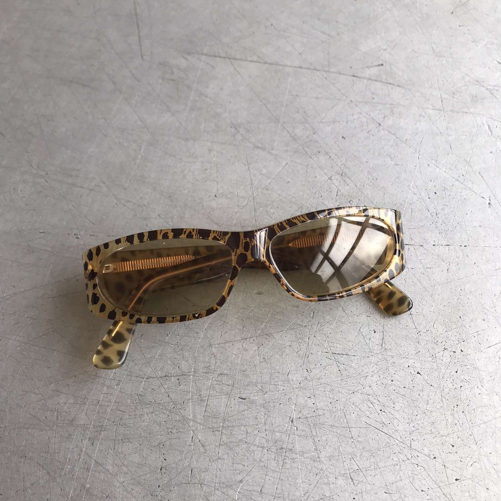 Dolce & Gabbana Vintage Dolce & Gabbana Oval Y2k Sunglasses Leopard Size ONE SIZE - 1 Thumbnail
