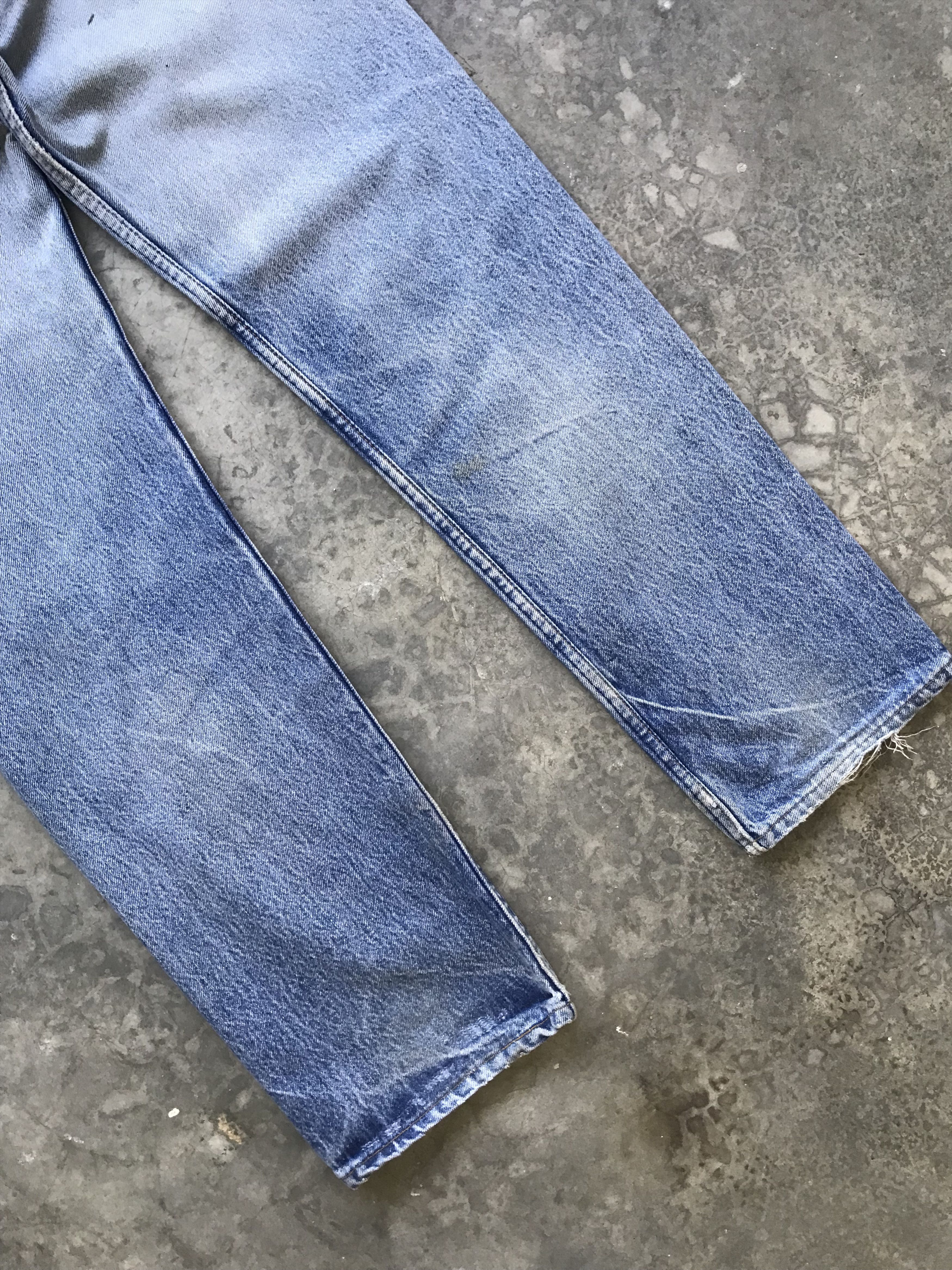 Levi's × Vintage VLEV3 - Vintage 90s Levis 501xx USA Distresed Denim Size US 33 - 11 Thumbnail