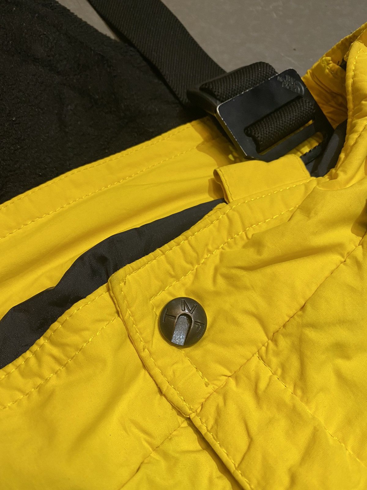 The North Face The North Face Ski Pants / Snowboard Pants Size US 33 - 9 Thumbnail