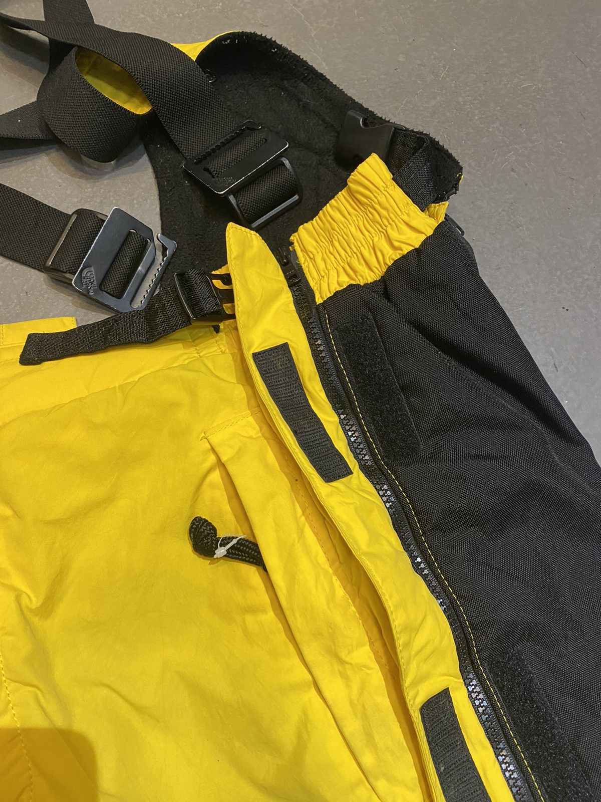 The North Face The North Face Ski Pants / Snowboard Pants Size US 33 - 23 Thumbnail