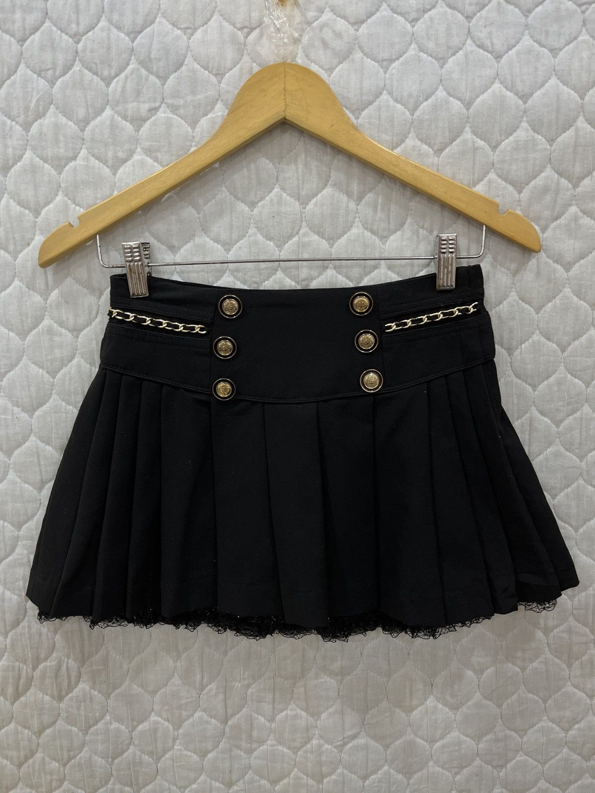 (Uuu). CECIL MCBEE JAPANESE HYPEBEAST SKIRTS