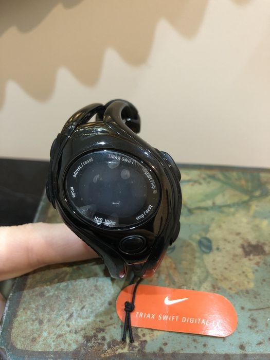 Nike NIKE TRIAX SWIFT DIGITAL LX watch | Grailed