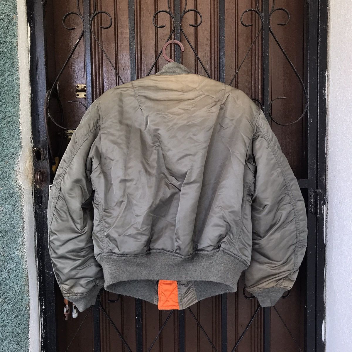 Avirex Vintage Sun Faded Avirex Usaf MA-1 Bomber Jacket Zip Emar Size US L / EU 52-54 / 3 - 3 Thumbnail