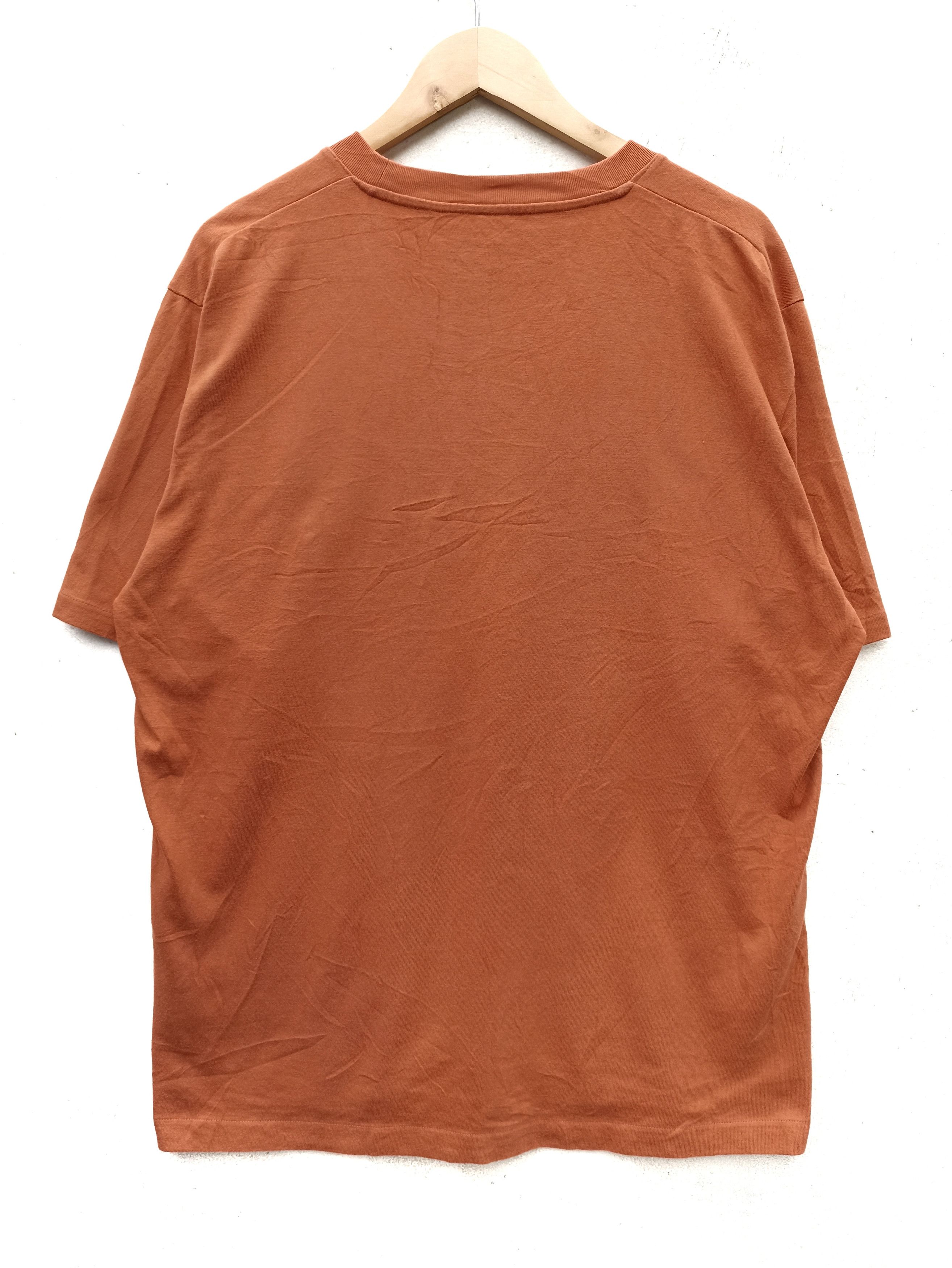 JW Anderson × Uniqlo Uniqlo X JW Anderson t shirt single pocket Size US XL / EU 56 / 4 - 3 Thumbnail