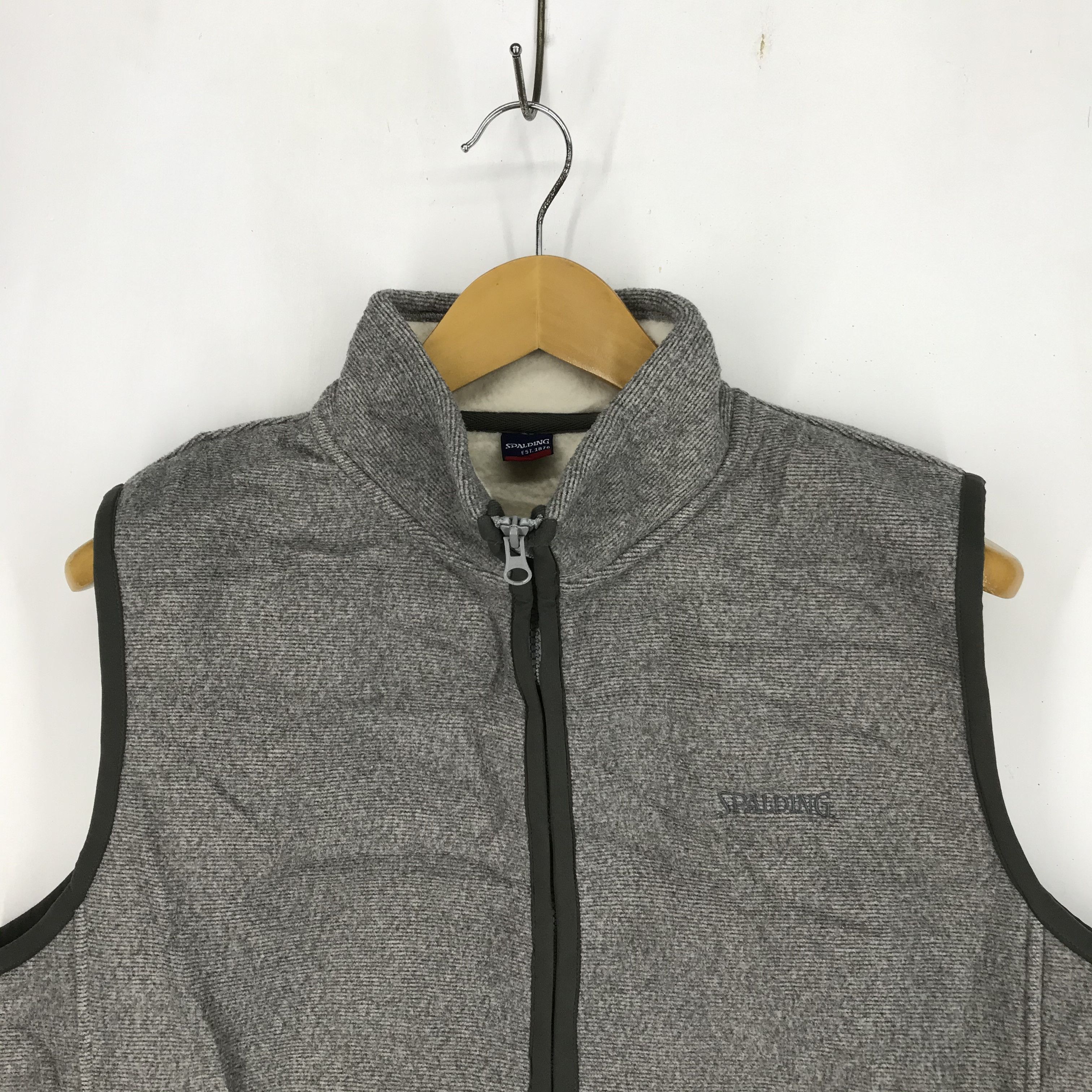 Spalding SPALDING EST 1876 Turtle Neck Vest #2429-84 Size US L / EU 52-54 / 3 - 2 Thumbnail
