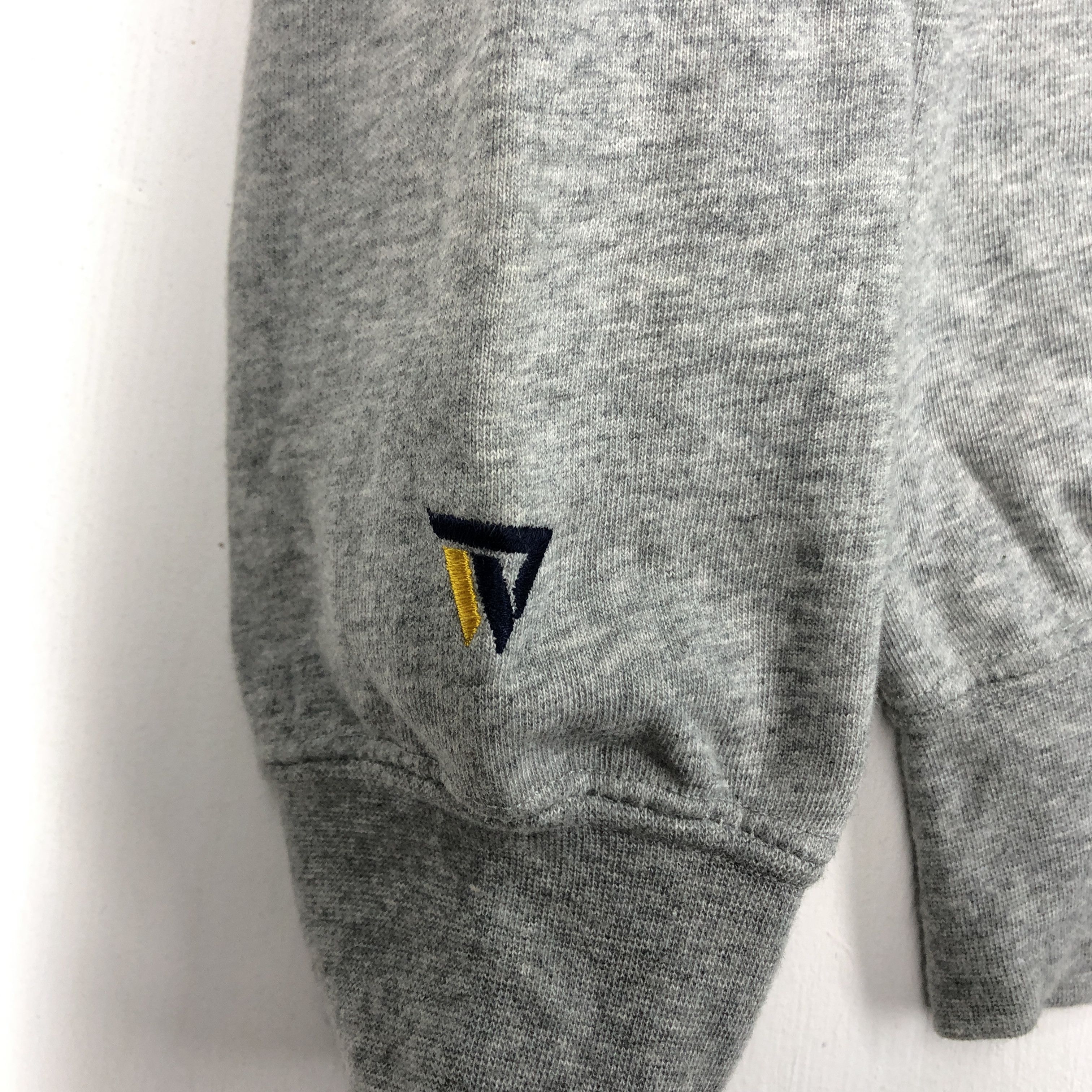 Japanese Brand BENCH WARMER Basketball Gear Sweatshirt #2541-89 Size US M / EU 48-50 / 2 - 4 Thumbnail