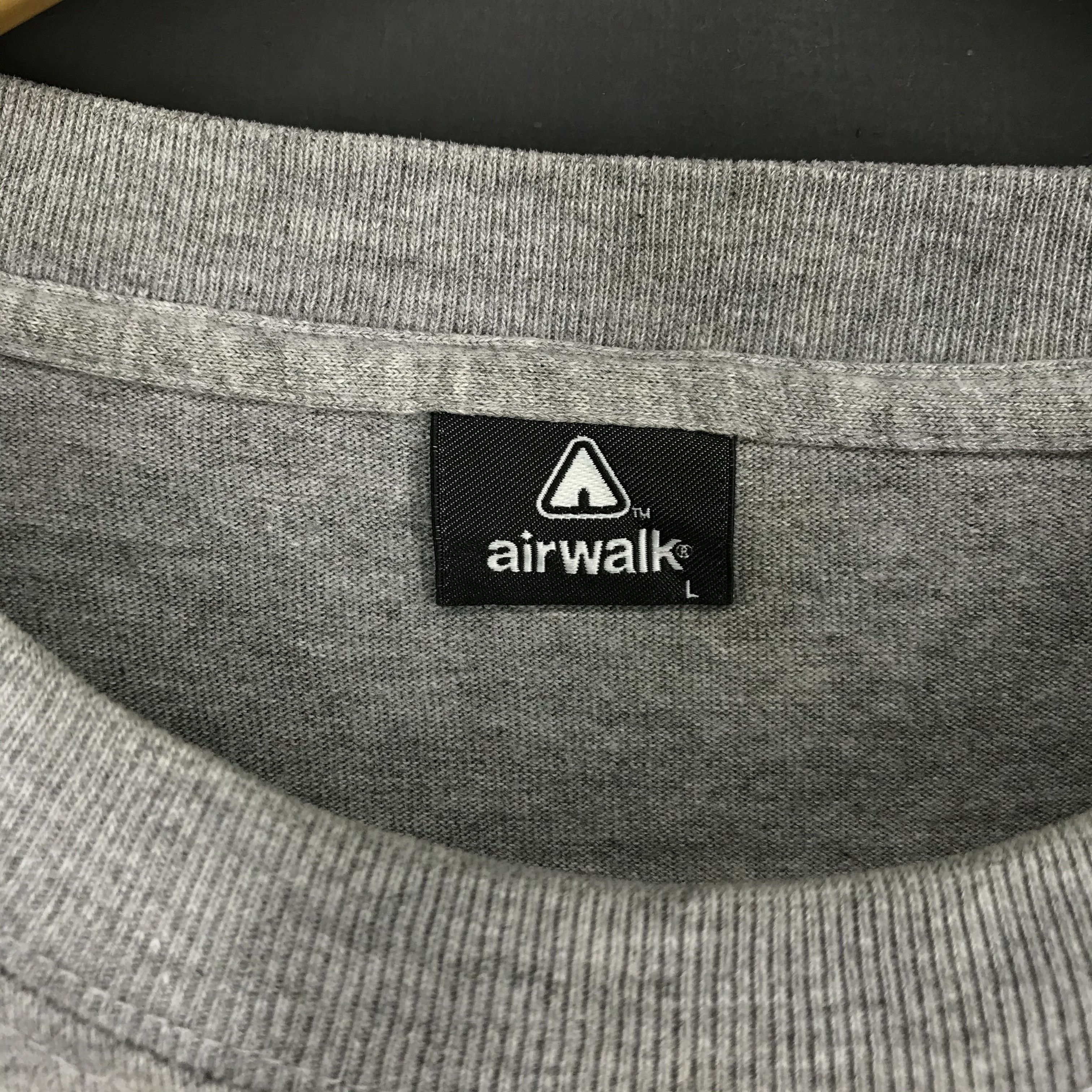Airwalk AIRWALK AUTHENTIC BOARDWEAR Crew Neck T Shirt #2377-82 Size US M / EU 48-50 / 2 - 5 Thumbnail