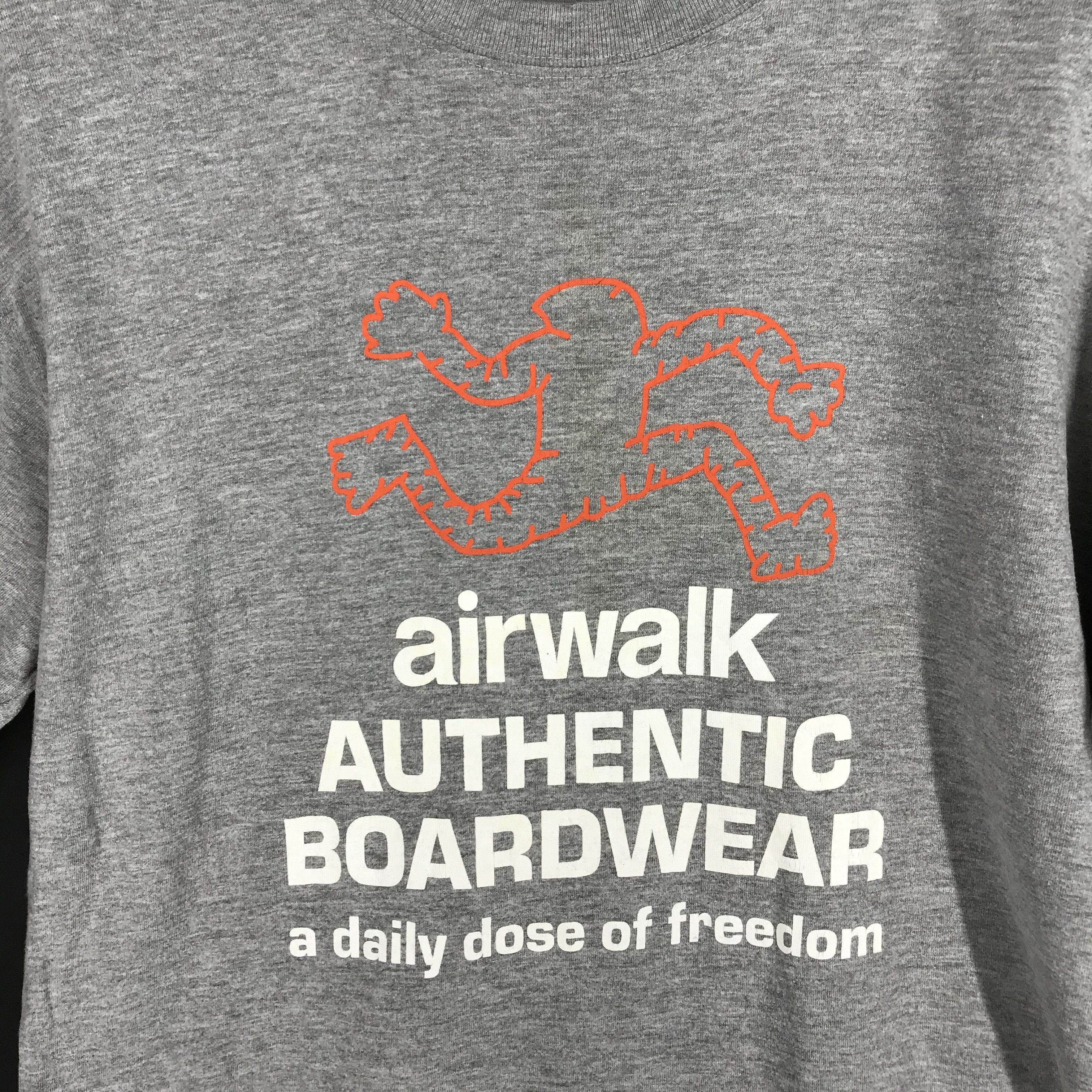Airwalk AIRWALK AUTHENTIC BOARDWEAR Crew Neck T Shirt #2377-82 Size US M / EU 48-50 / 2 - 3 Thumbnail