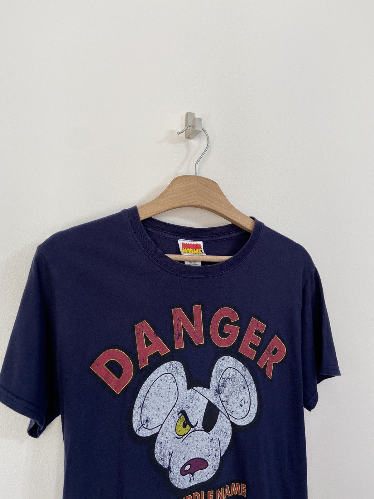 Cartoon Network Danger Mouse T-Shirt Big Printed Graphic in Front Size US M / EU 48-50 / 2 - 2 Thumbnail