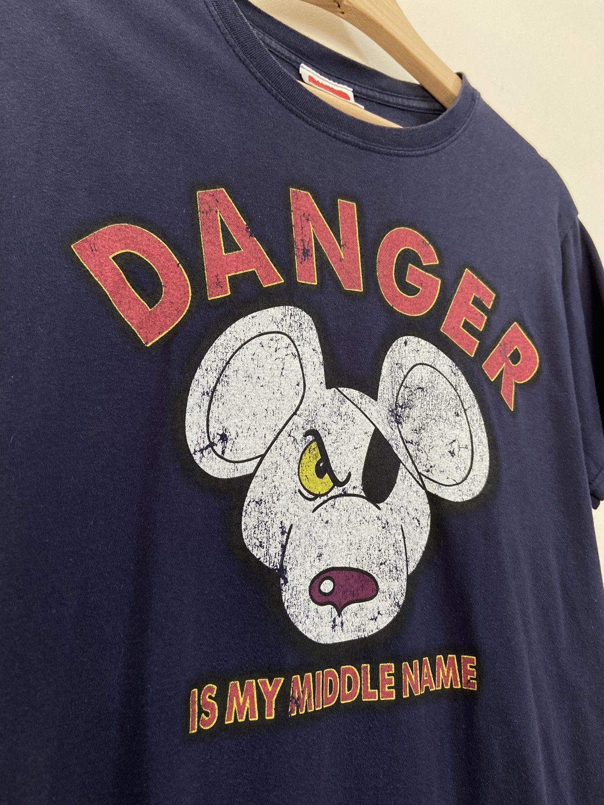 Cartoon Network Danger Mouse T-Shirt Big Printed Graphic in Front Size US M / EU 48-50 / 2 - 4 Thumbnail