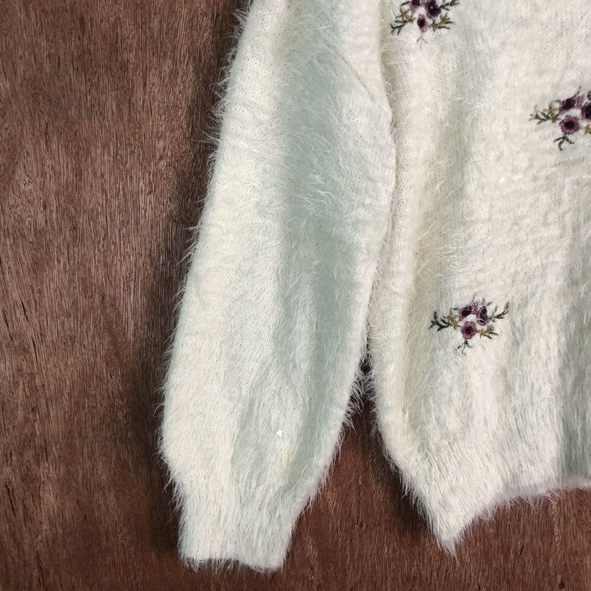 Homespun Knitwear × Japanese Brand DLL Earth Music & Ecology White shaggy Mohair Knitwear #c226 Size US S / EU 44-46 / 1 - 7 Thumbnail