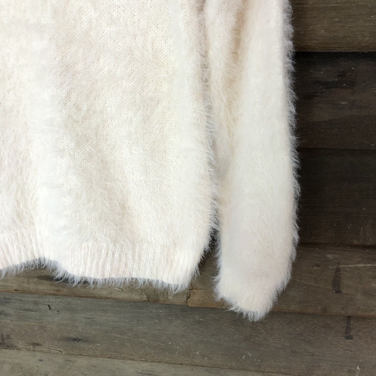 Homespun Knitwear Healthy Karen White Shag Shaggy Fur Mohair Knitwear #7018 Size S / US 4 / IT 40 - 5 Thumbnail