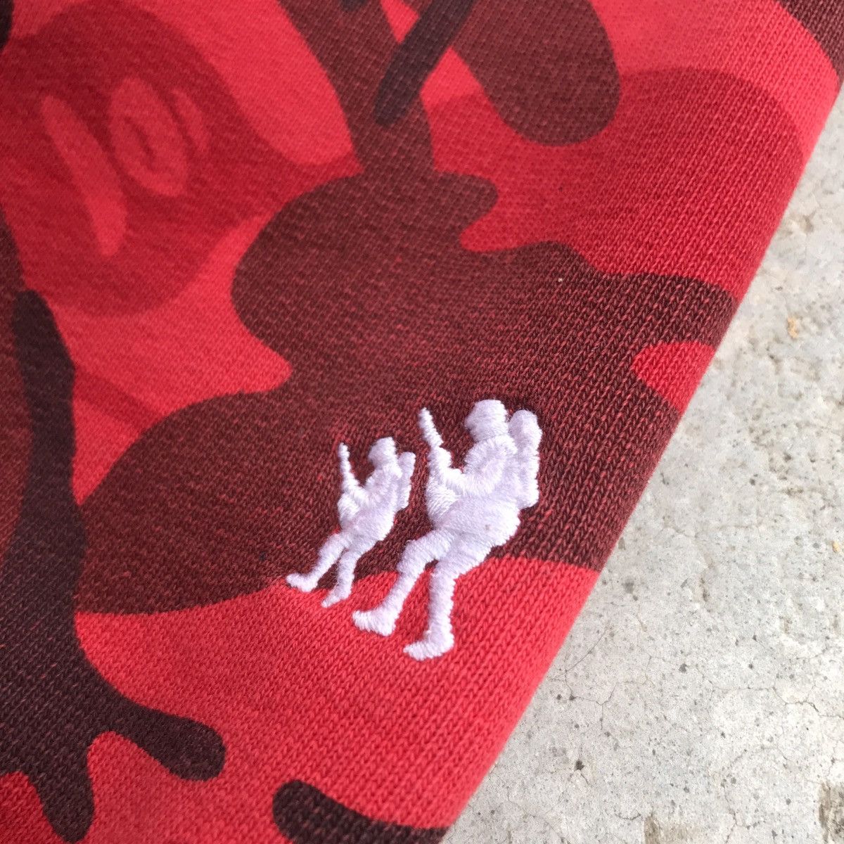 Aape Aape by Bathing Ape 2013 Red Camouflage CNY Hoodie Zipper Size US M / EU 48-50 / 2 - 10 Thumbnail
