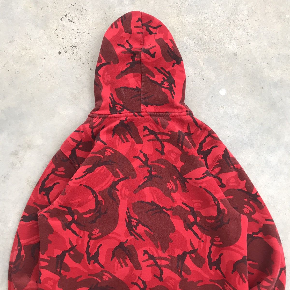 Aape Aape by Bathing Ape 2013 Red Camouflage CNY Hoodie Zipper Size US M / EU 48-50 / 2 - 4 Thumbnail