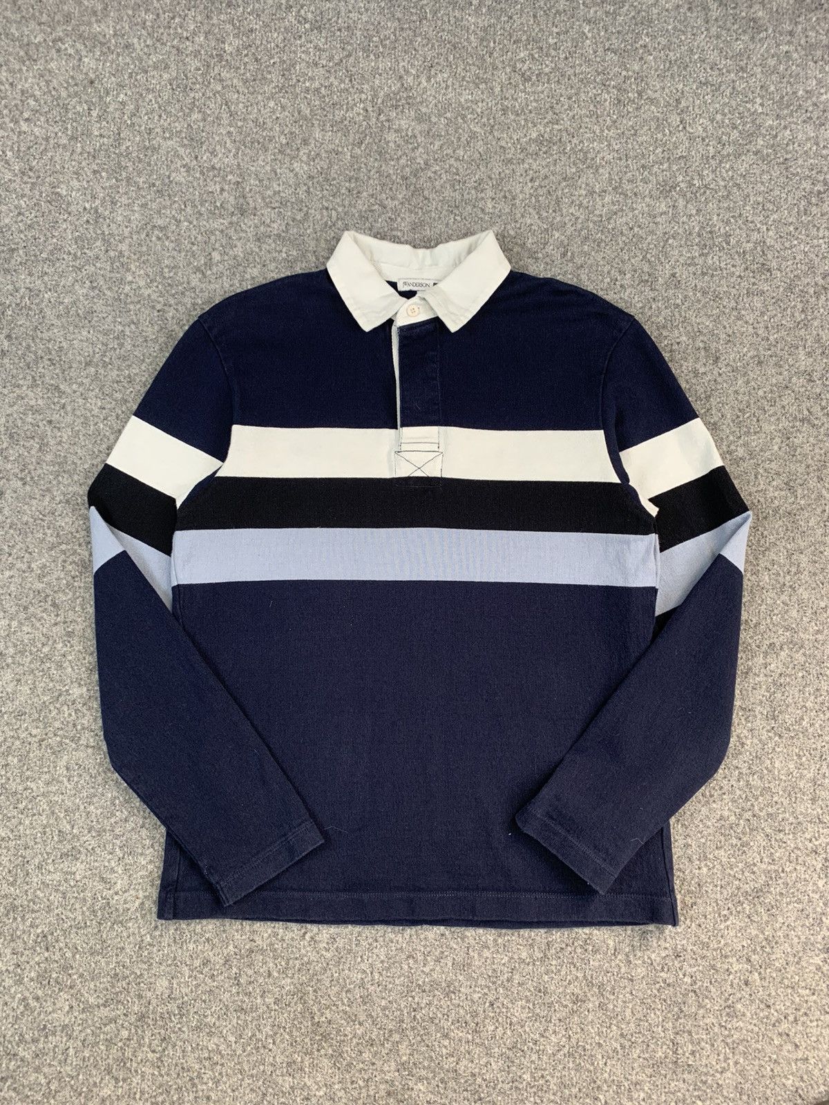 JW Anderson × Uniqlo JWanderson x Uniqlo long sleeve Size US XS / EU 42 / 0 - 2 Thumbnail