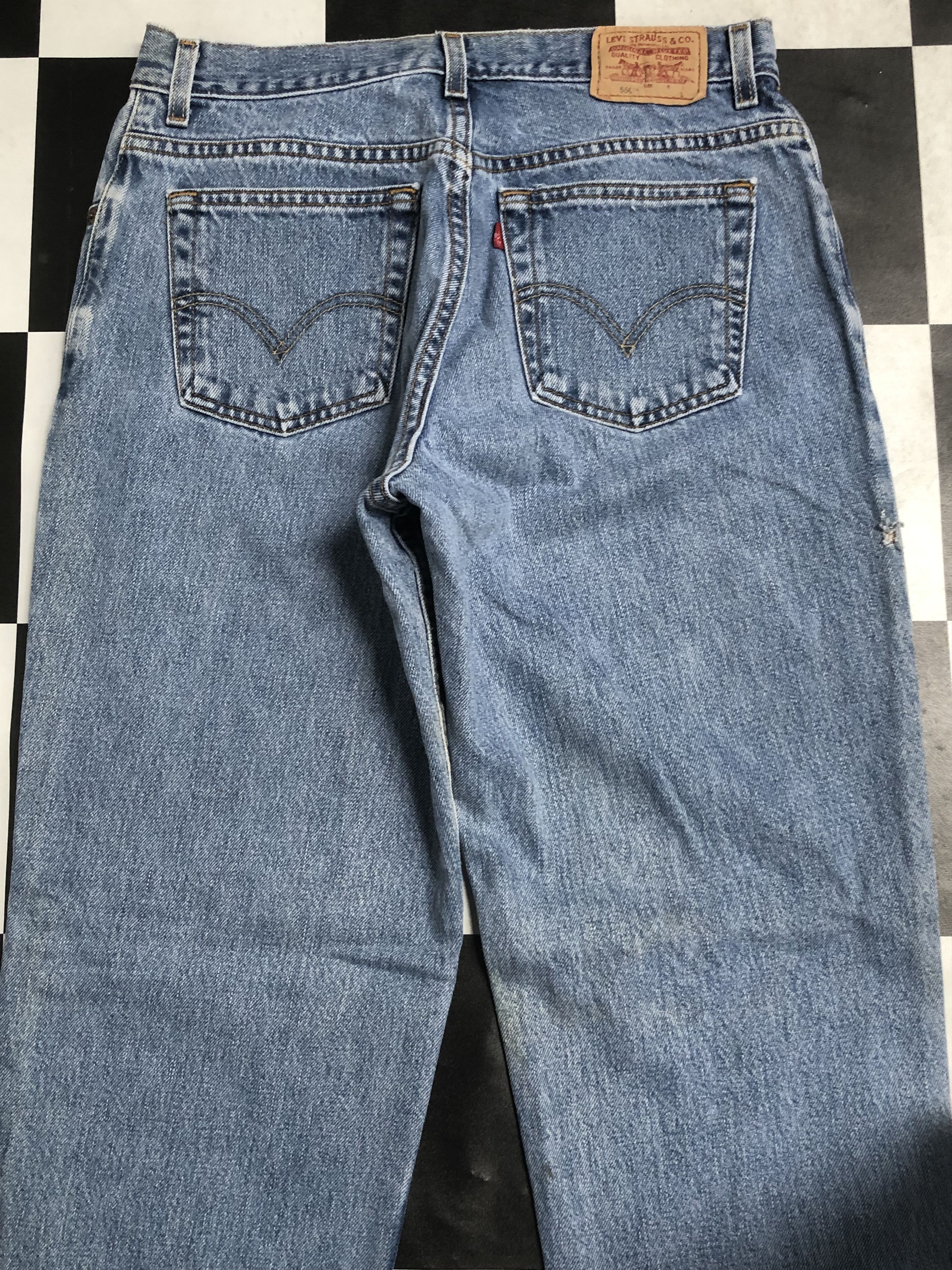 Levi's Vintage Levis 550 Relaxed Tapered Jeans L562 Size US 30 / EU 46 - 7 Thumbnail