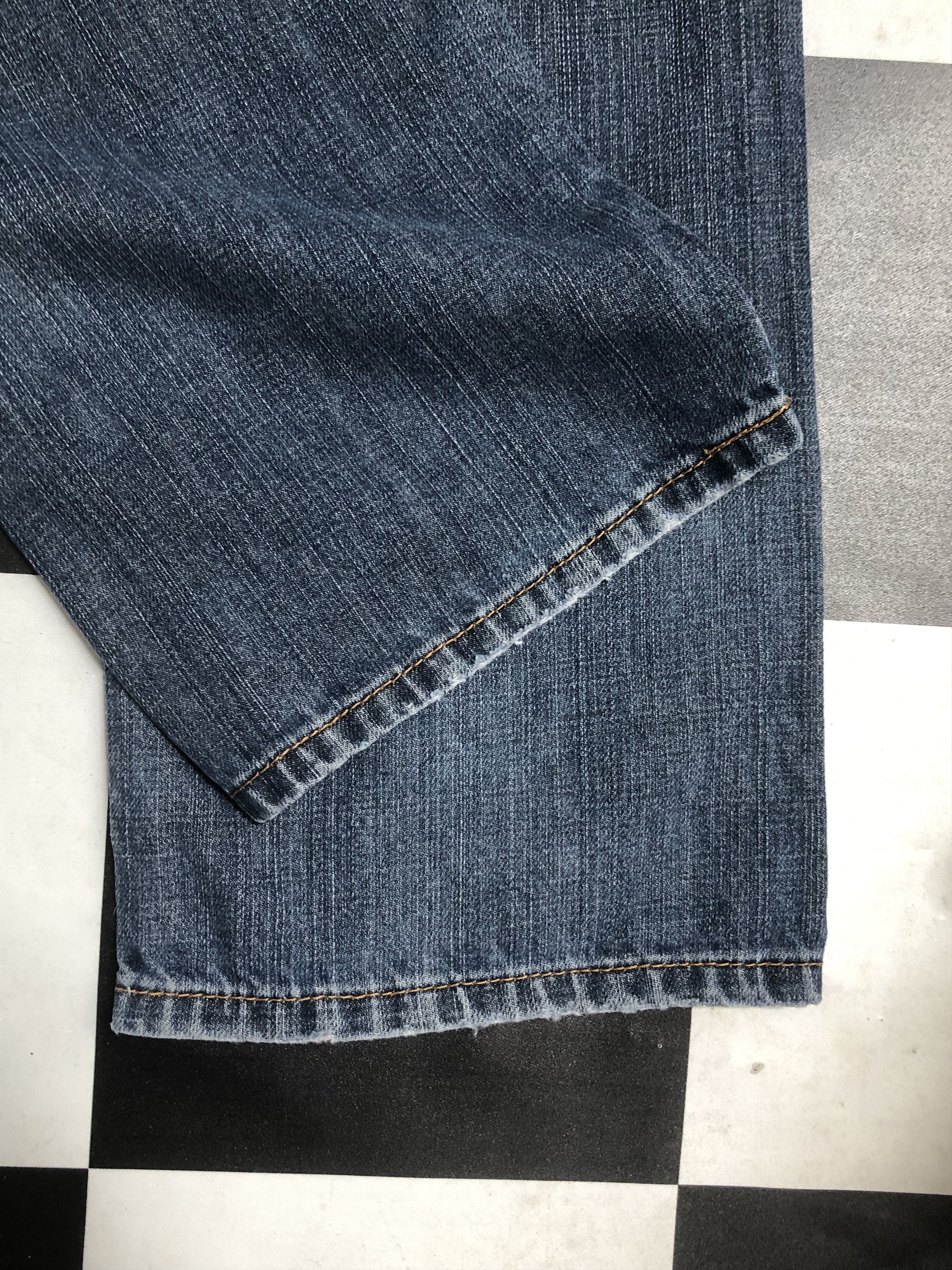 Levi's Vintage Levis 559 Relaxed Fit Jeans - L579 Size US 33 - 9 Thumbnail