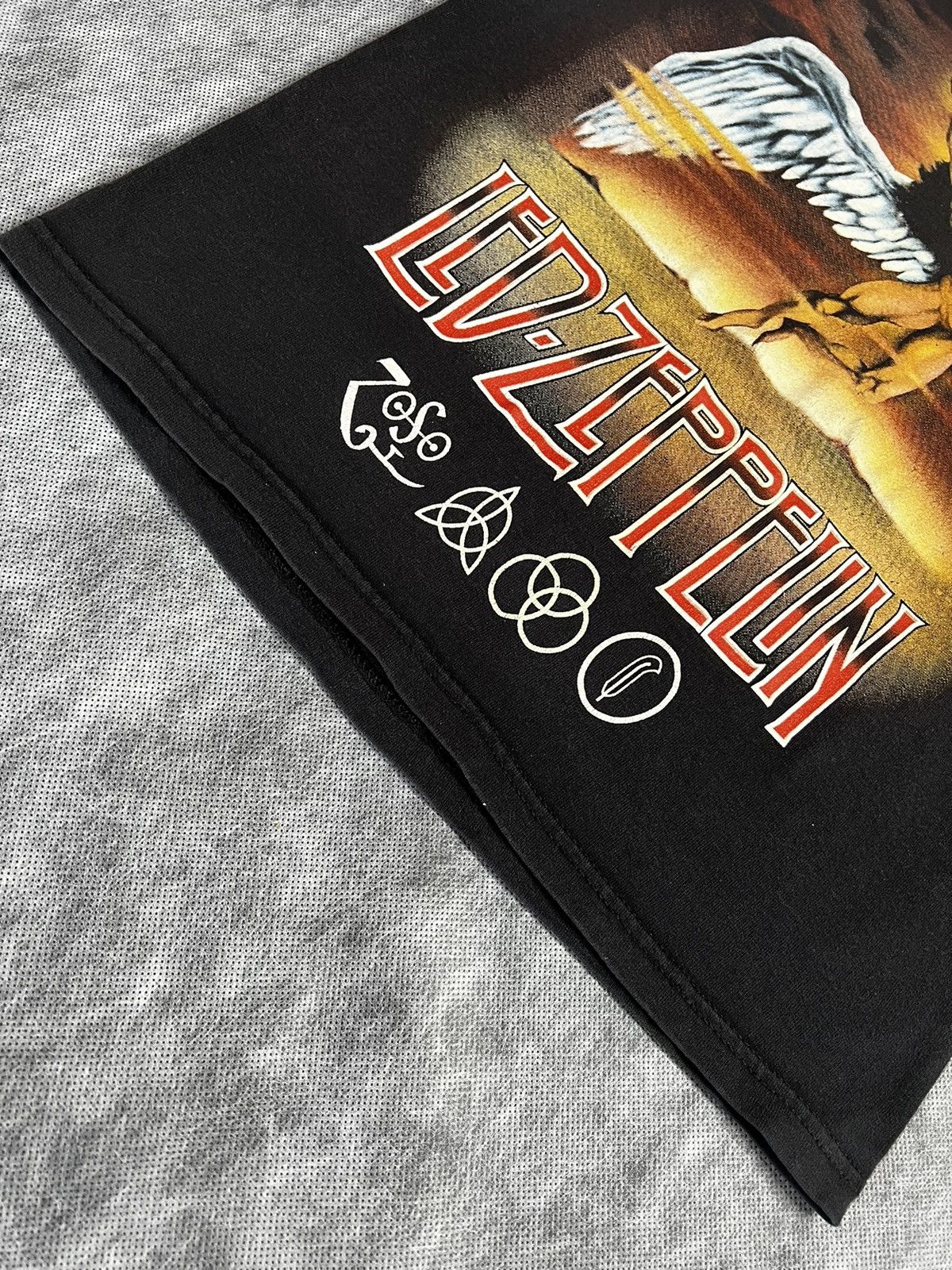 Band Tees Vintage Led Zeppelin T Shirt Size US S / EU 44-46 / 1 - 4 Thumbnail