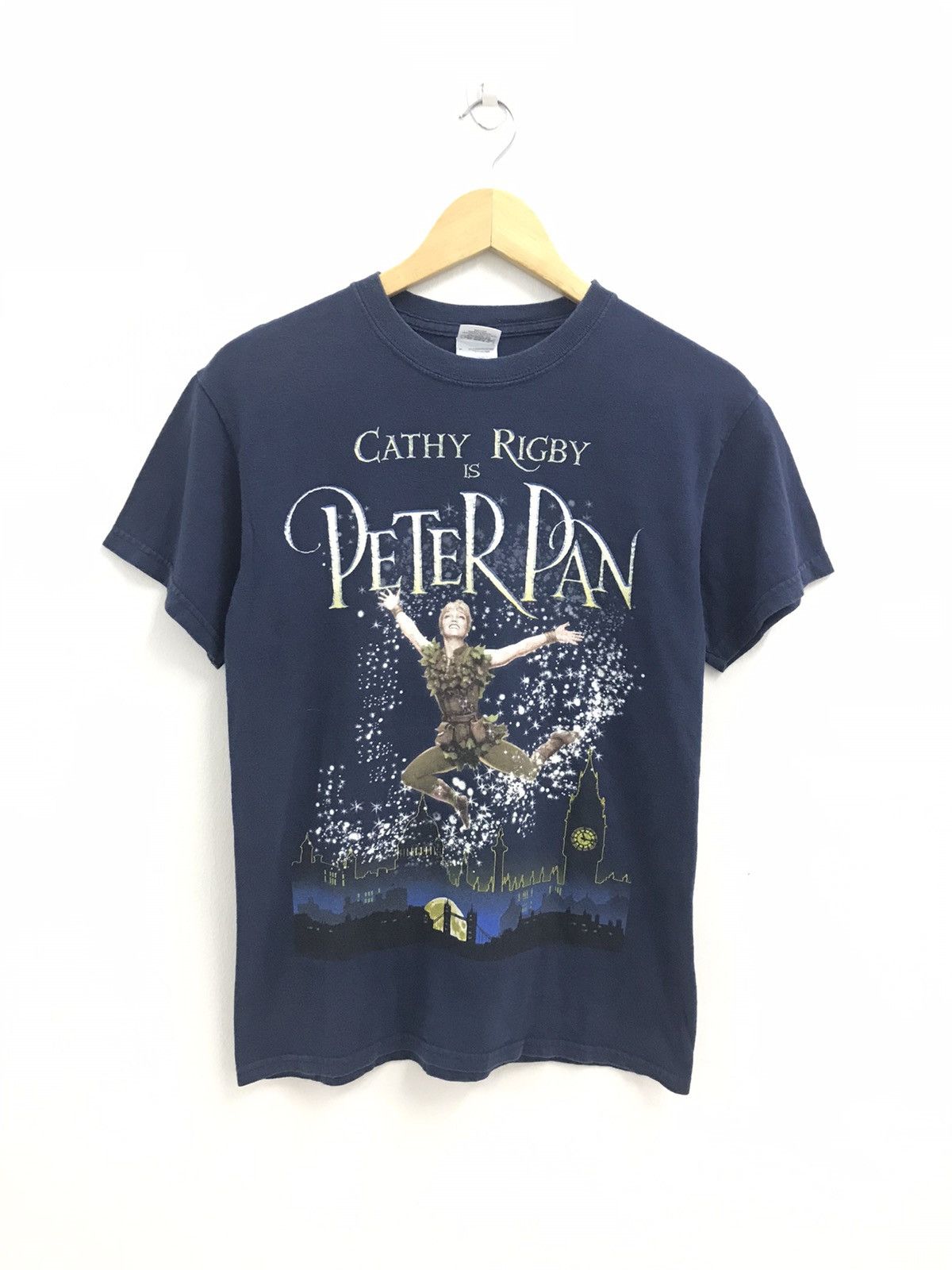 Vtg Y2K Cathy Rigby is Peter Pan Musical Tour Tshirt