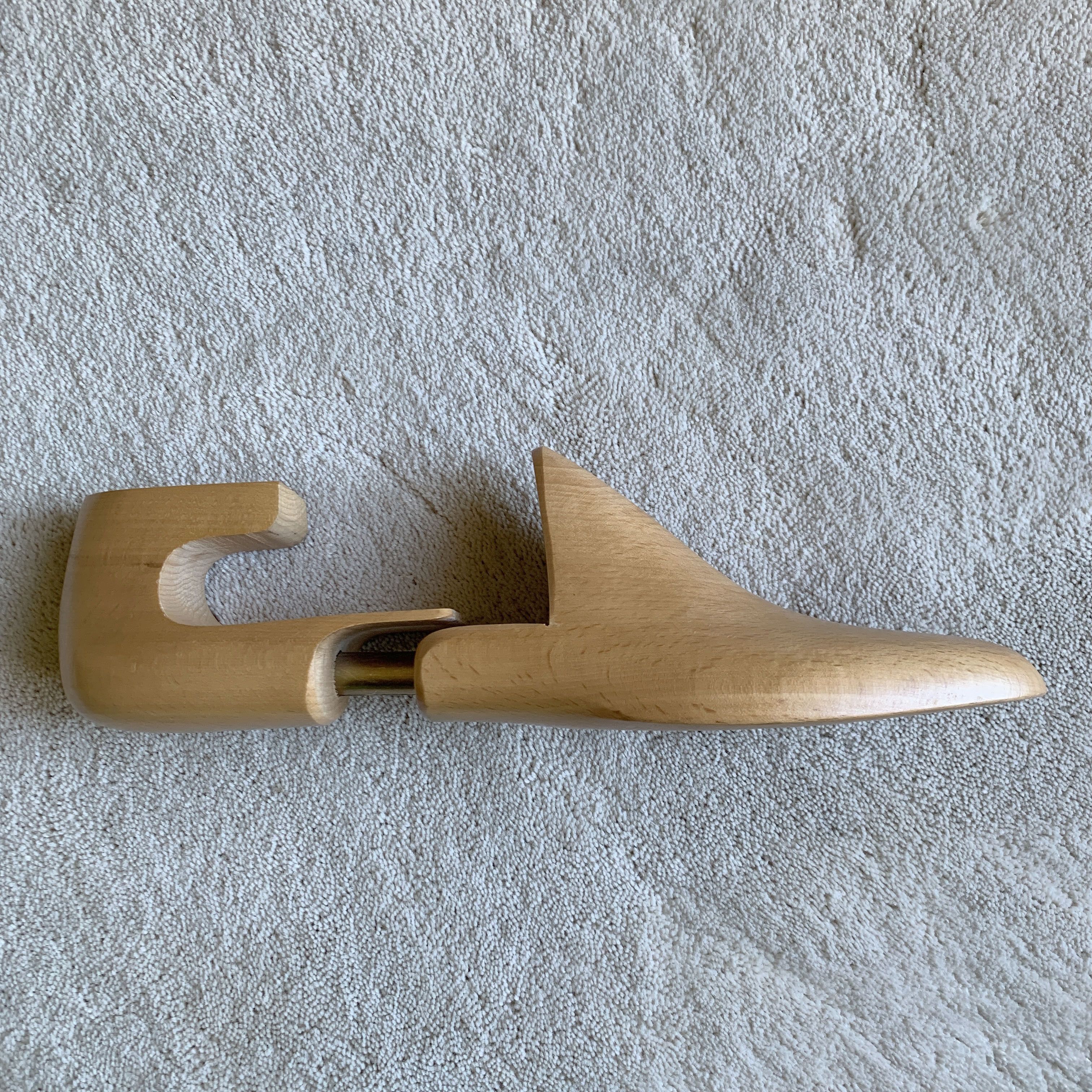 Other DAVID & JOAN Beechwood MEN'S SHOE TREES Size 8 UK | 9 US Size ONE SIZE - 2 Thumbnail