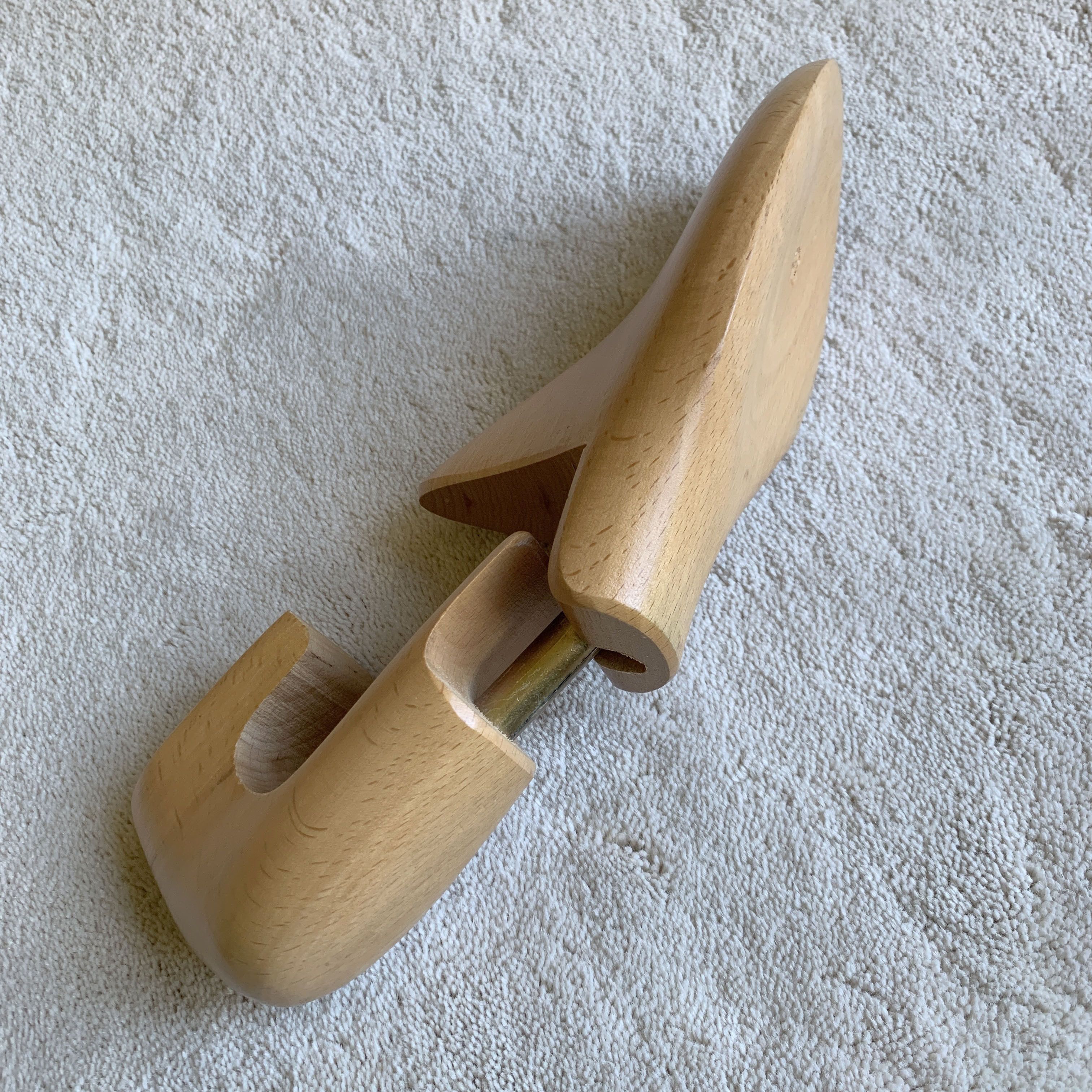 Other DAVID & JOAN Beechwood MEN'S SHOE TREES Size 8 UK | 9 US Size ONE SIZE - 8 Thumbnail