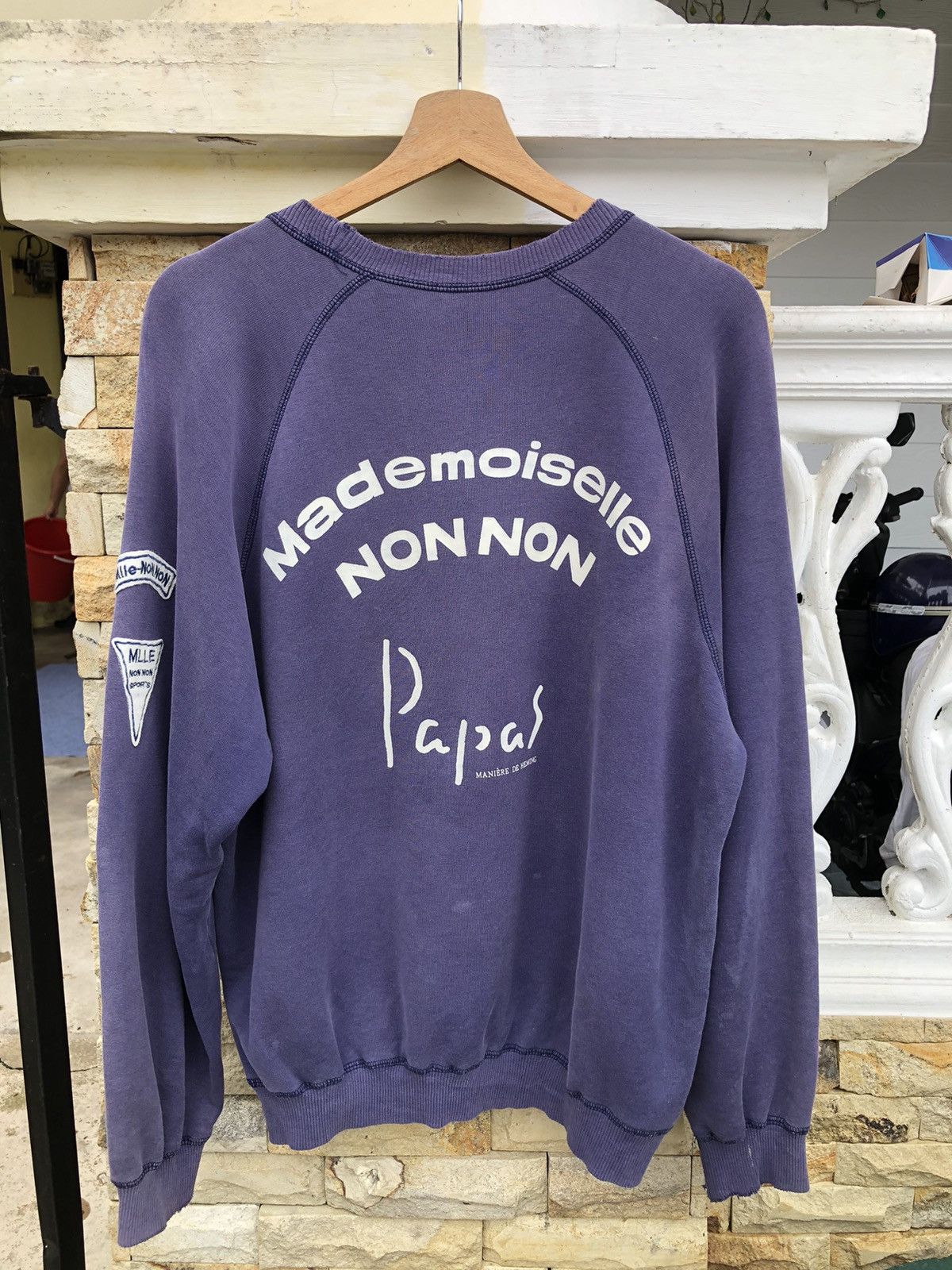Issey Miyake SUN FADED🔥Vtg Mademoiselle Non Non Papas Sweatshirt Size US XL / EU 56 / 4 - 1 Thumbnail