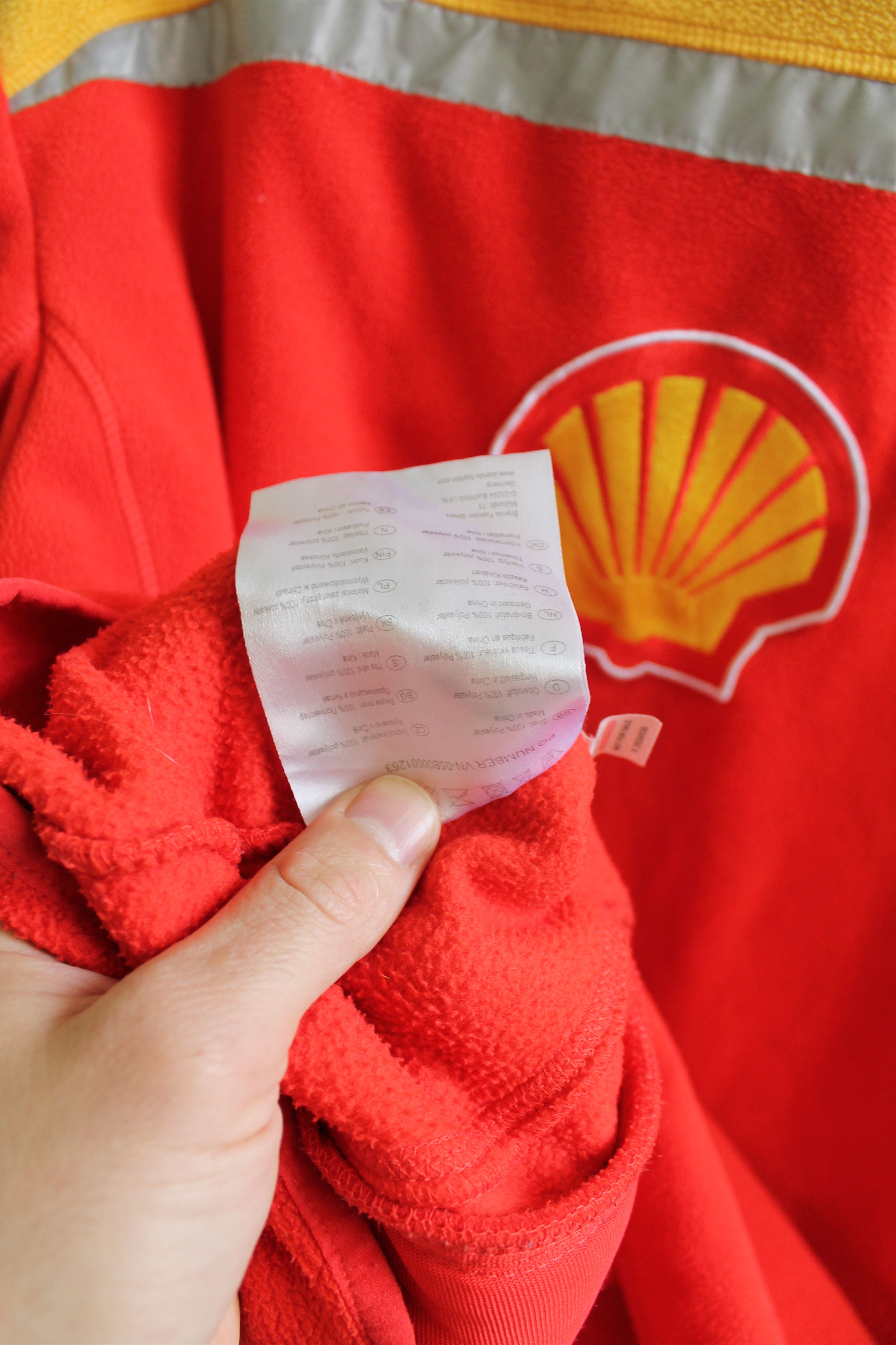 Ferrari Scuderia FERRARI Shell racing Fleece jacket F1 Formula uno Size US M / EU 48-50 / 2 - 13 Thumbnail