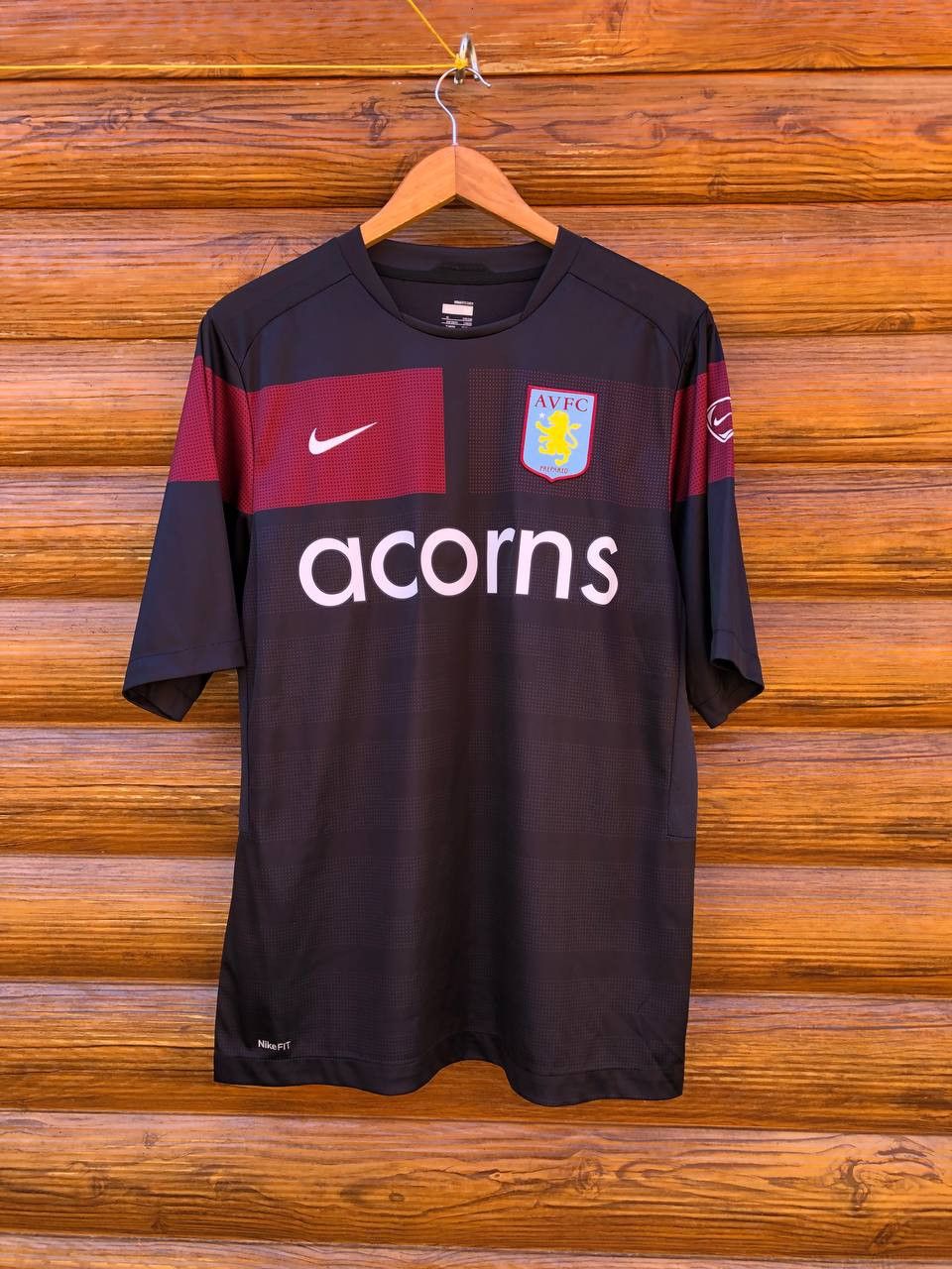 Nike × Vintage Nike Men Aston Villa home Football Soccer Shirt Size US M / EU 48-50 / 2 - 1 Thumbnail