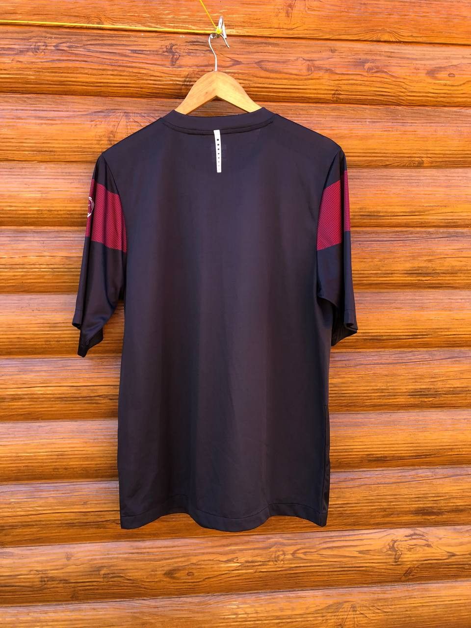 Nike × Vintage Nike Men Aston Villa home Football Soccer Shirt Size US M / EU 48-50 / 2 - 3 Thumbnail