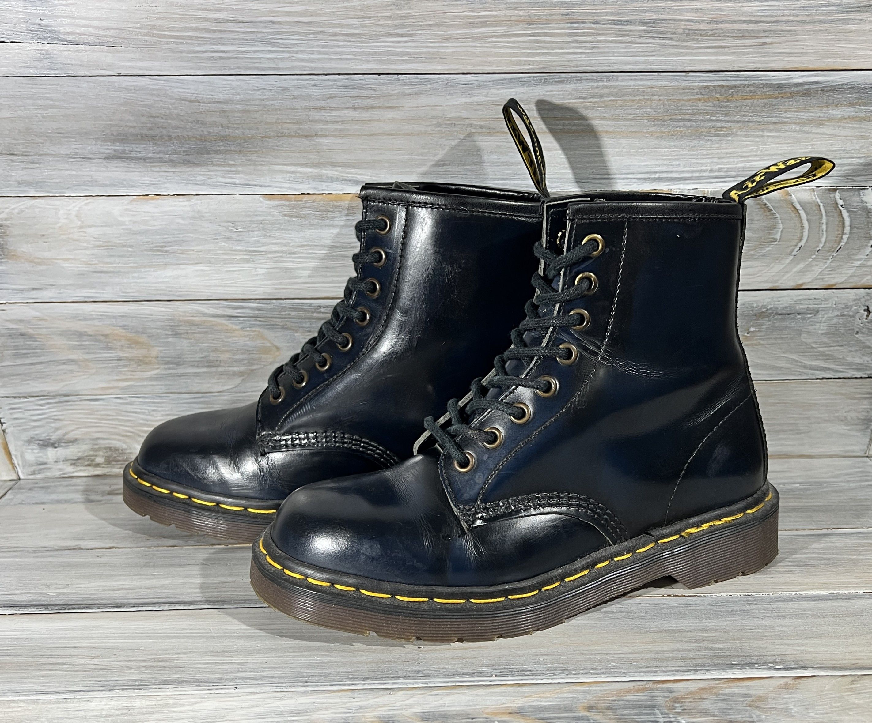 Dr. Martens Dr.Martens 1460 Made In England Unisex Leather Boots Casual Size US 6.5 / EU 39-40 - 19 Thumbnail