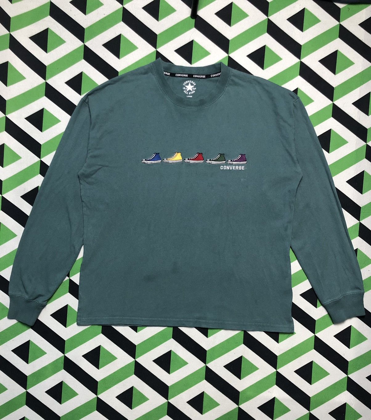 Vintage CONVERSE Embroidered shoes long sleeve