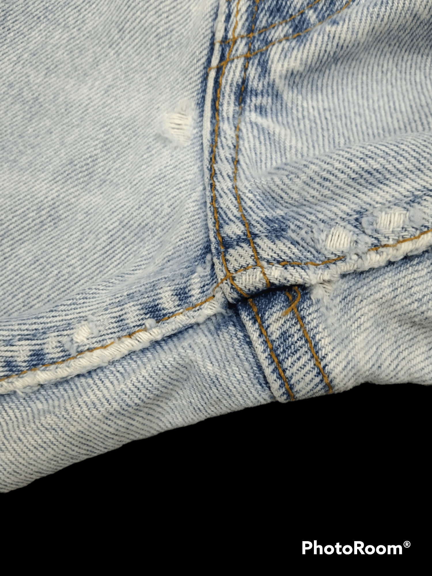 THRASH RIPED VINTAGE 90s LEVIS 501 DENIM PANTS