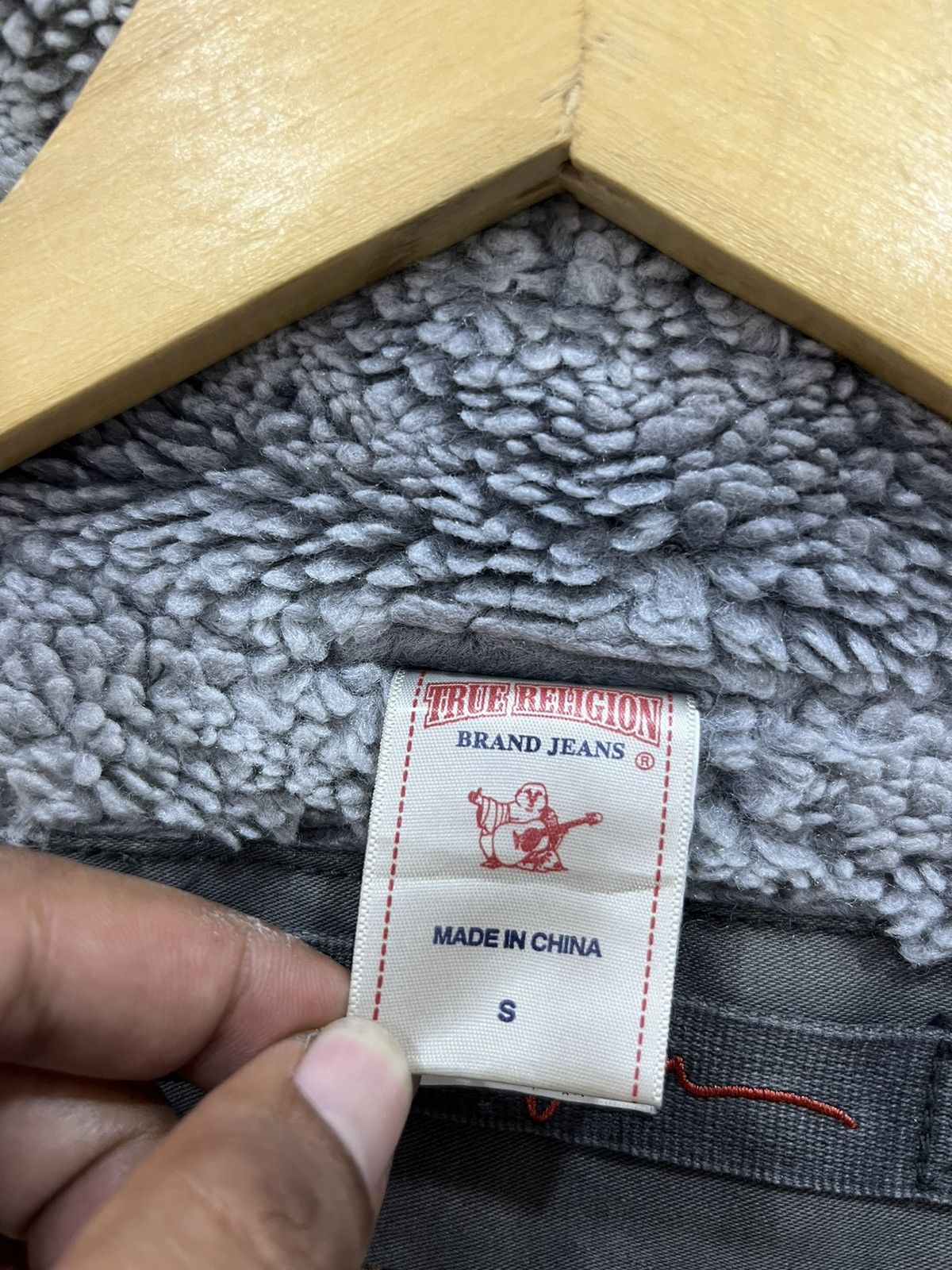 True Religion W. VINTAGE TRUE RELIGION DISTRESSED HOODIE JACKET Size US M / EU 48-50 / 2 - 9 Thumbnail