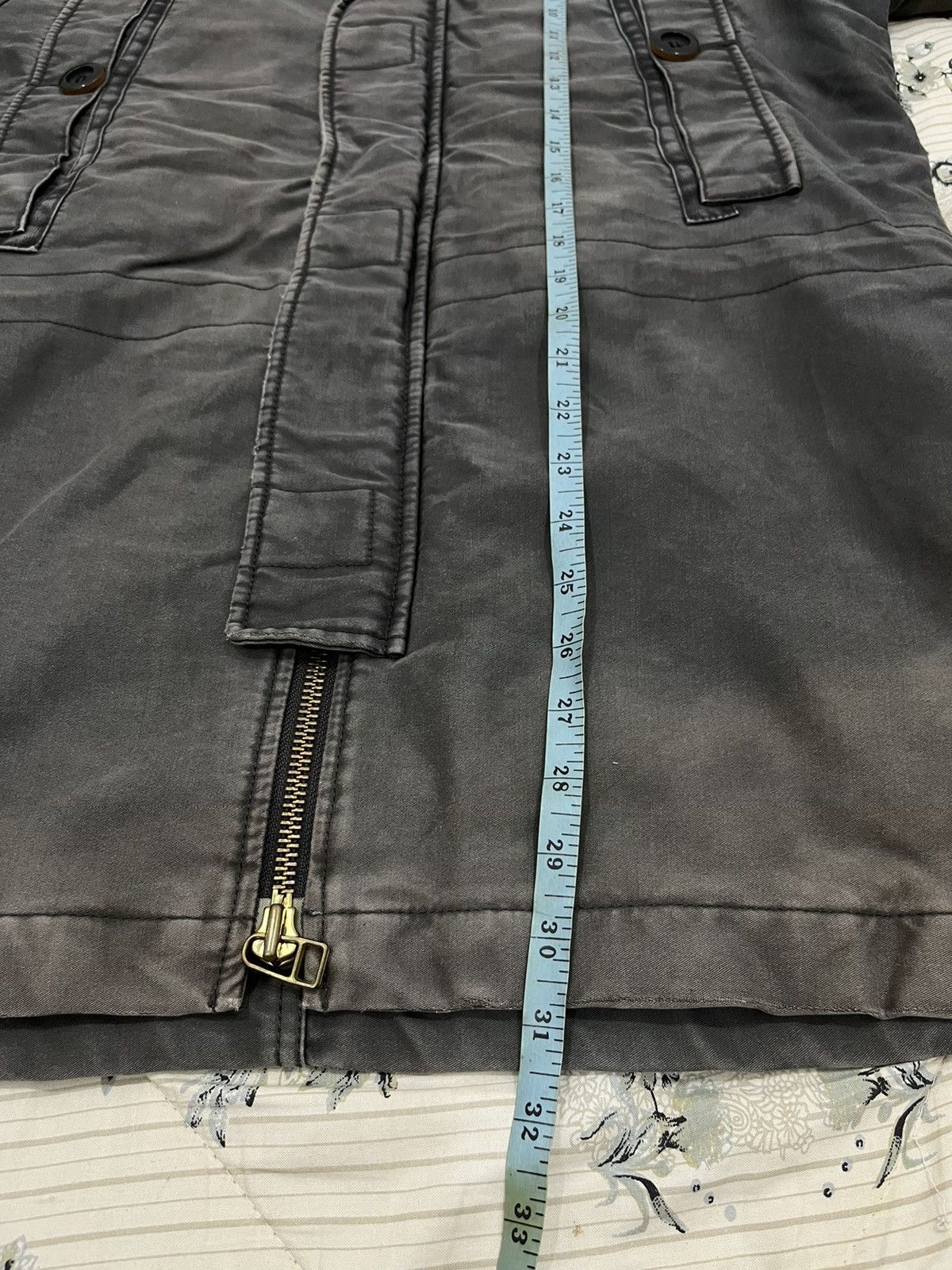 True Religion W. VINTAGE TRUE RELIGION DISTRESSED HOODIE JACKET Size US M / EU 48-50 / 2 - 20 Thumbnail