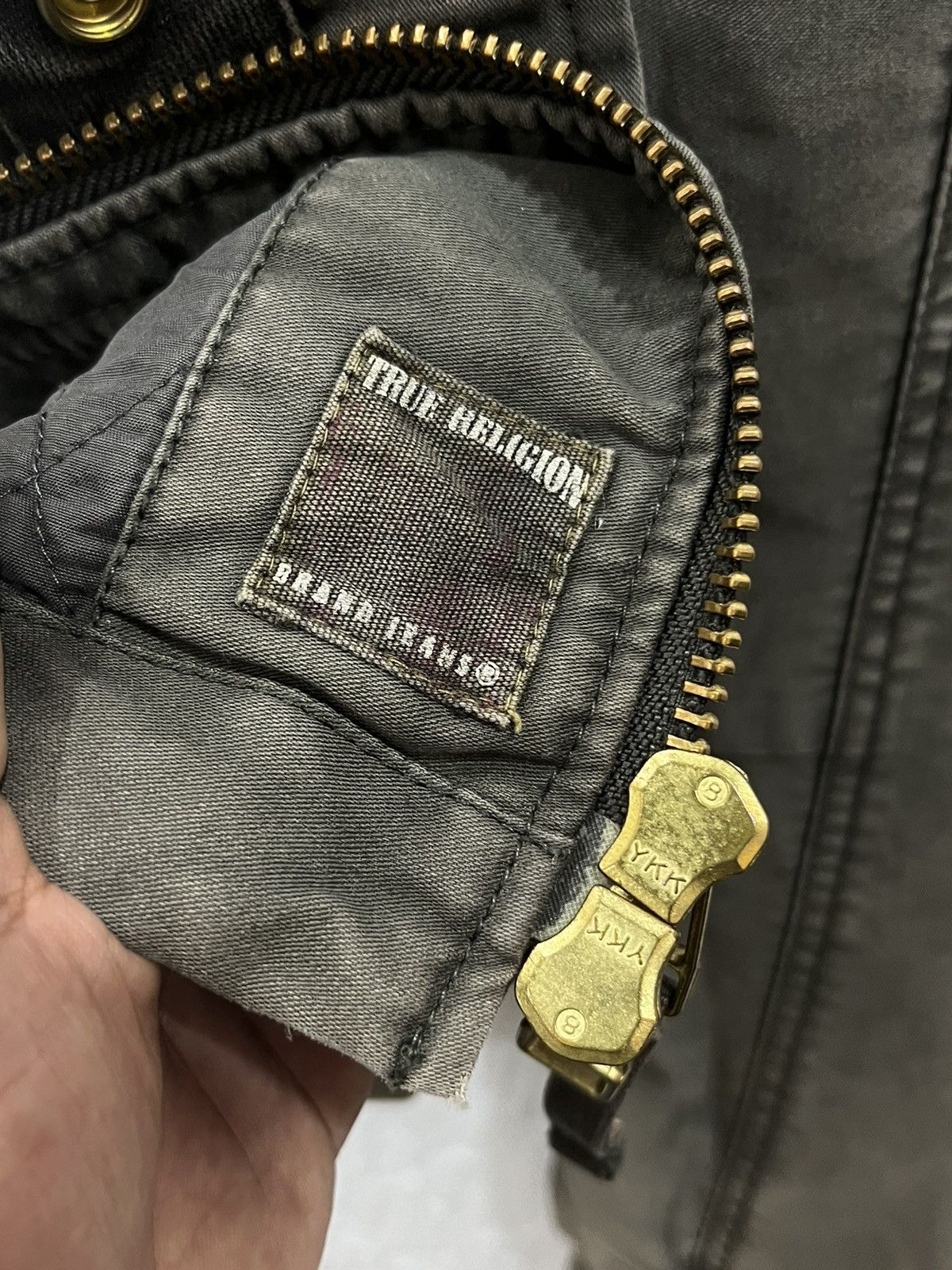True Religion W. VINTAGE TRUE RELIGION DISTRESSED HOODIE JACKET Size US M / EU 48-50 / 2 - 7 Thumbnail