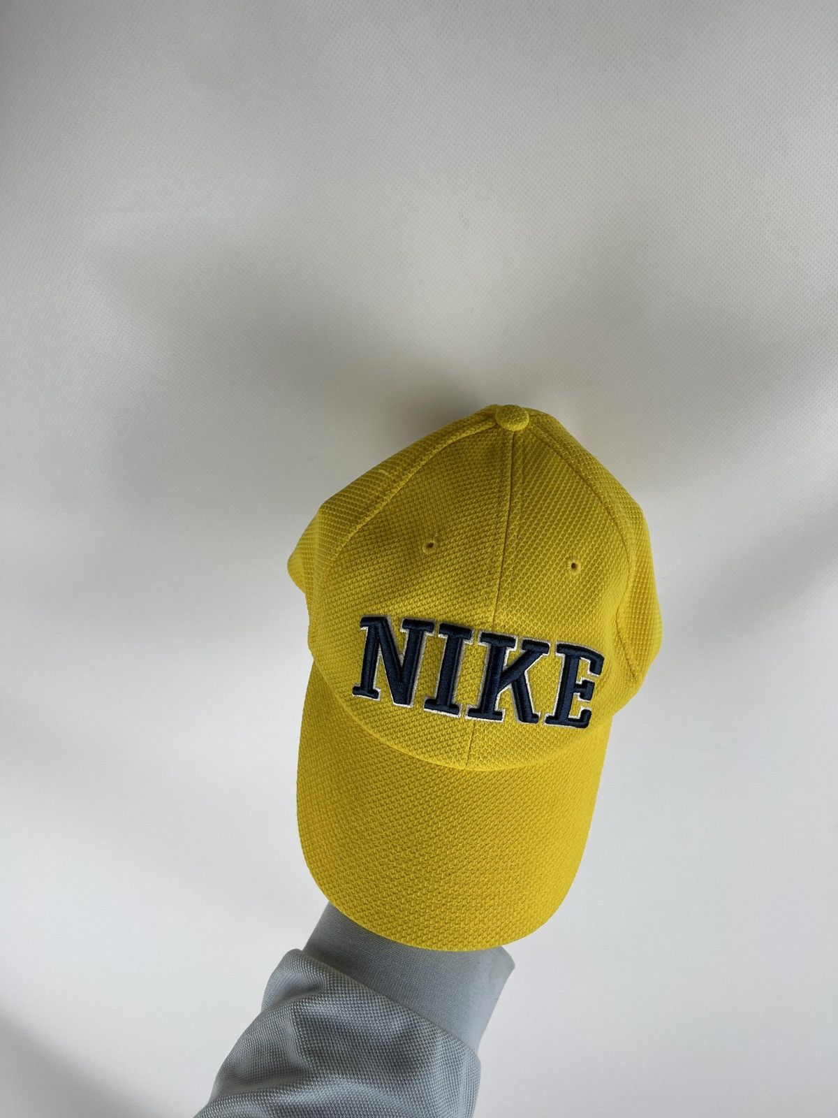 Nike Nike vintage y2k big logo swoosh yellow cap 🧢 SnapBack Size ONE SIZE - 3 Thumbnail