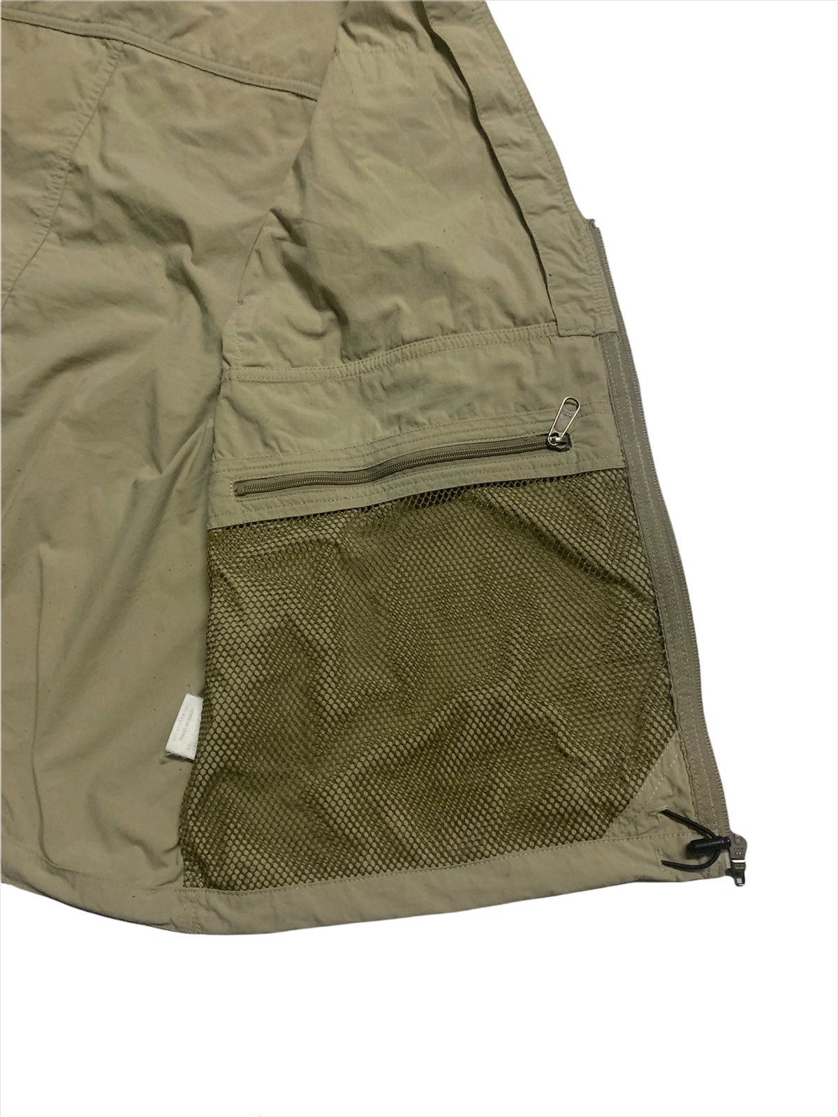 Japanese Brand × Montbell Vintage Montbell Japan outdoor nylon vest Size US L / EU 52-54 / 3 - 6 Thumbnail