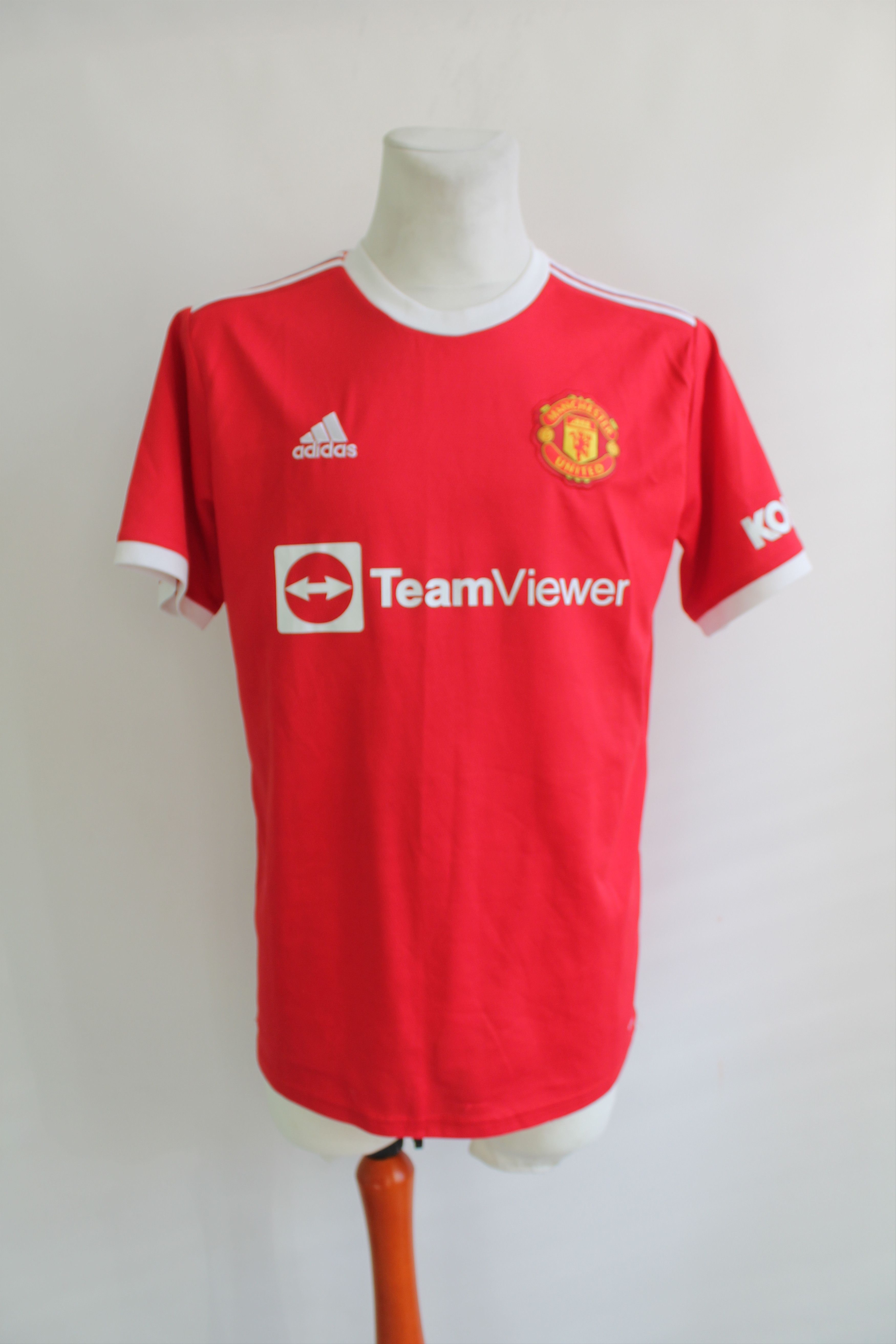 Vintage 2021 Manchester United REPLICA home jersey red devils Size US XL / EU 56 / 4 - 1 Thumbnail