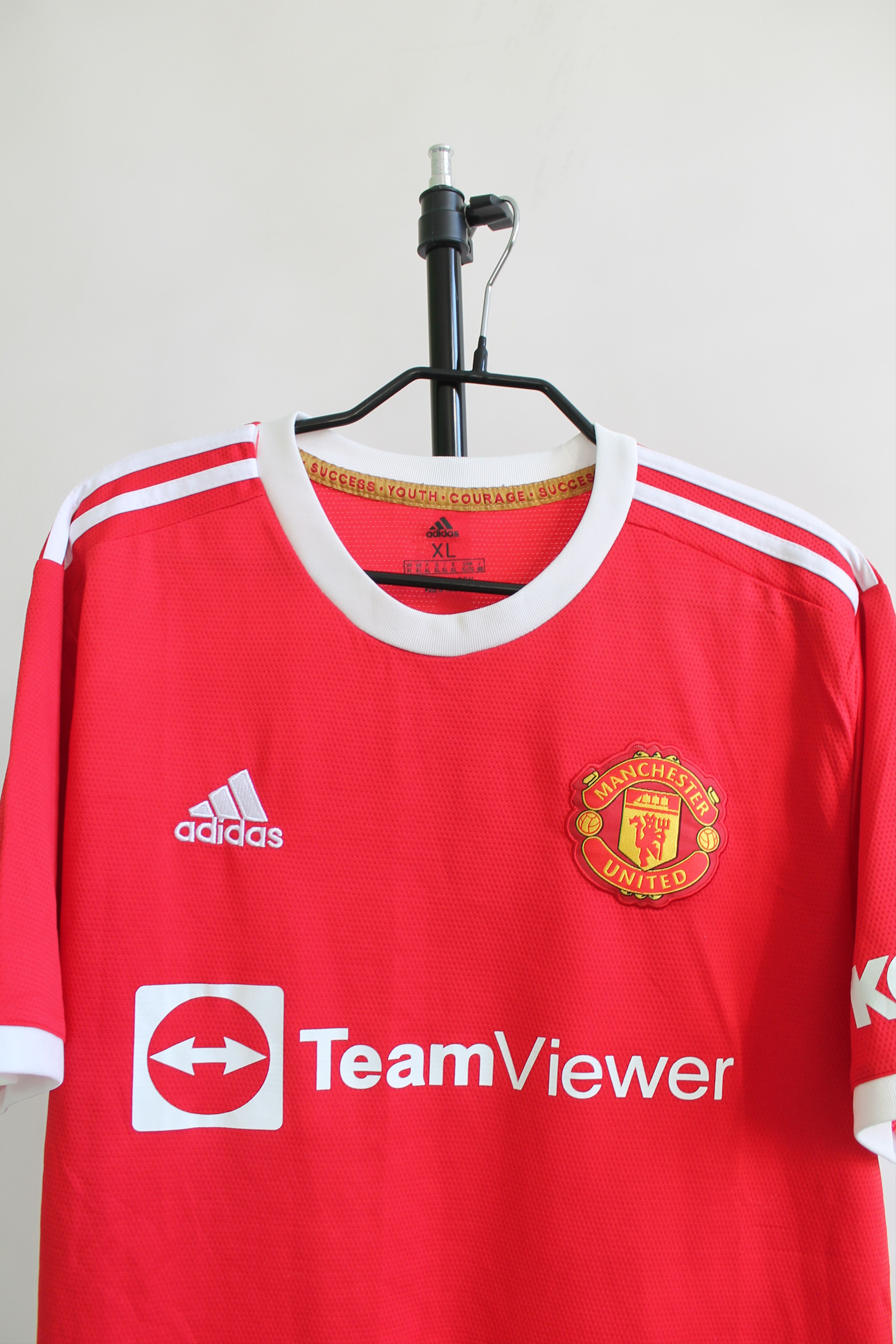 Vintage 2021 Manchester United REPLICA home jersey red devils Size US XL / EU 56 / 4 - 4 Thumbnail
