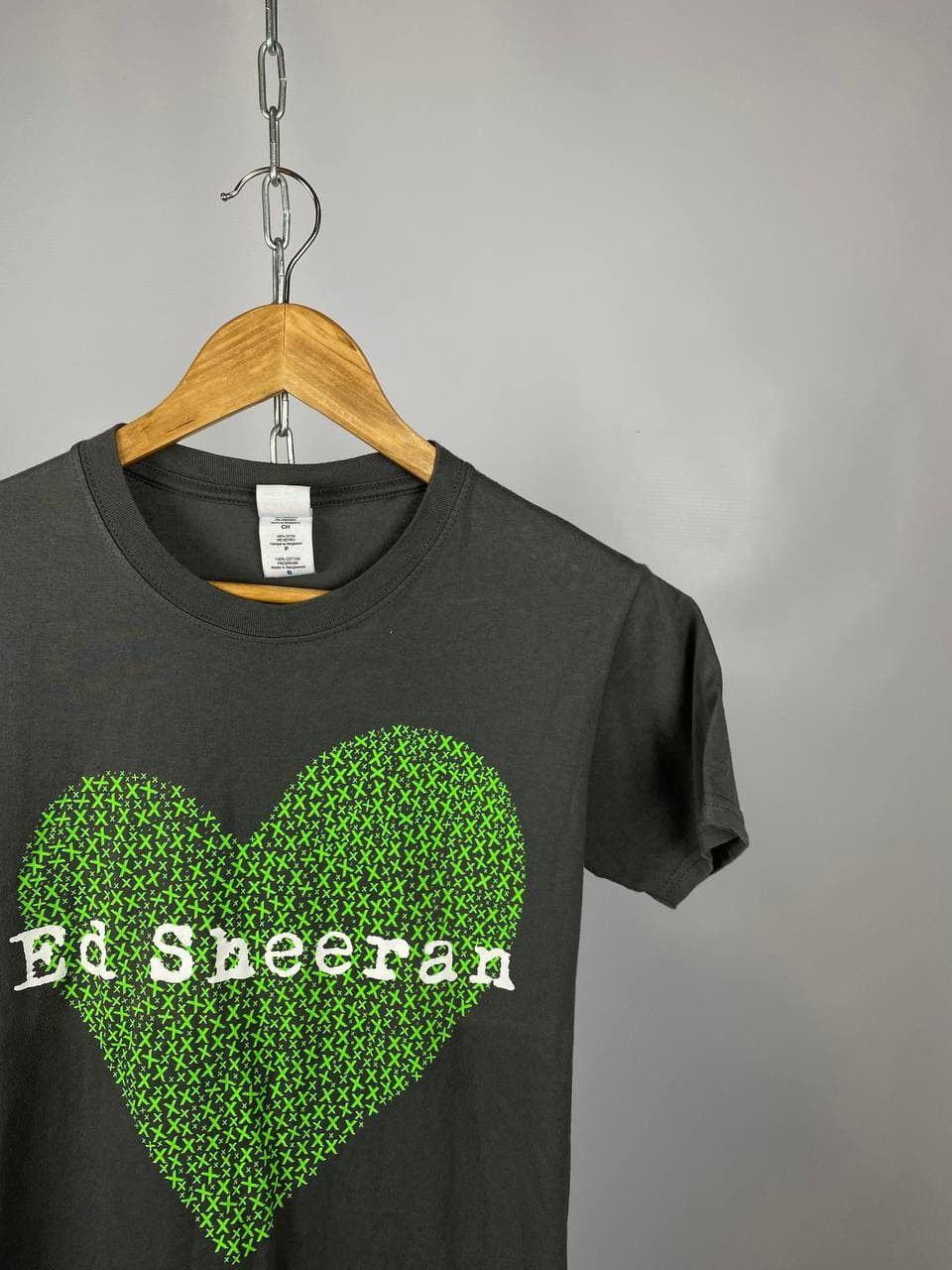 Band Tees Ed Sheeran band tee streetwear T-shirt grey size S Size US S / EU 44-46 / 1 - 2 Thumbnail