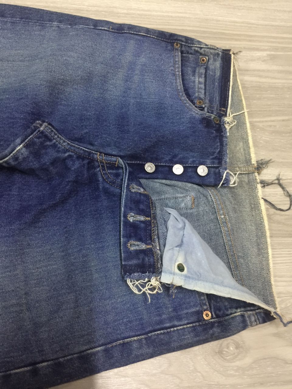 Levi's × Levi's Vintage Clothing Levis 501 Hybrid Artisanal Half Waist Belt-loop Size US 29 - 7 Thumbnail