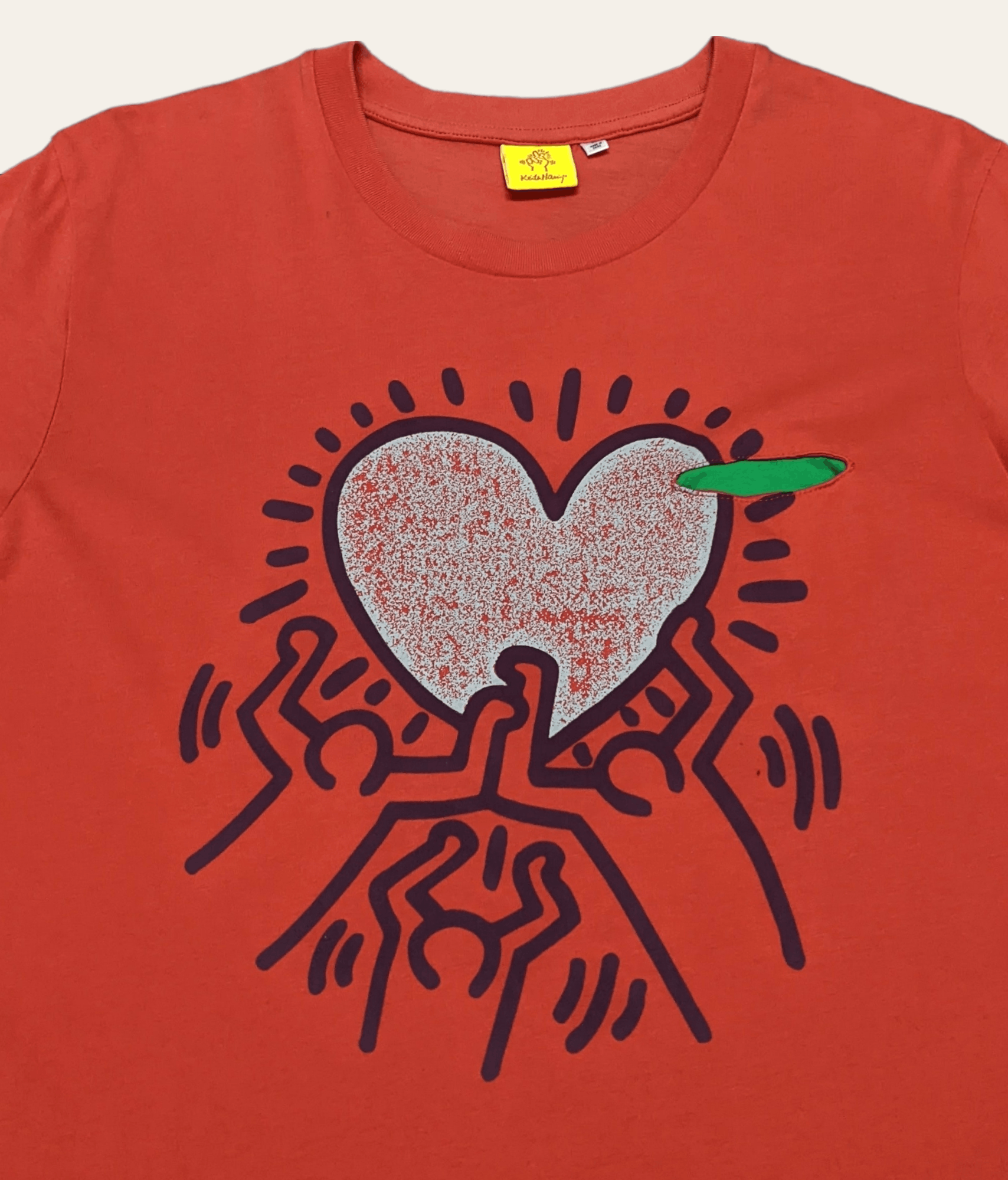 Keith Haring × Vintage Vintage Keith Haring One Heart Artwork Pocket T shirt Size US M / EU 48-50 / 2 - 1 Thumbnail